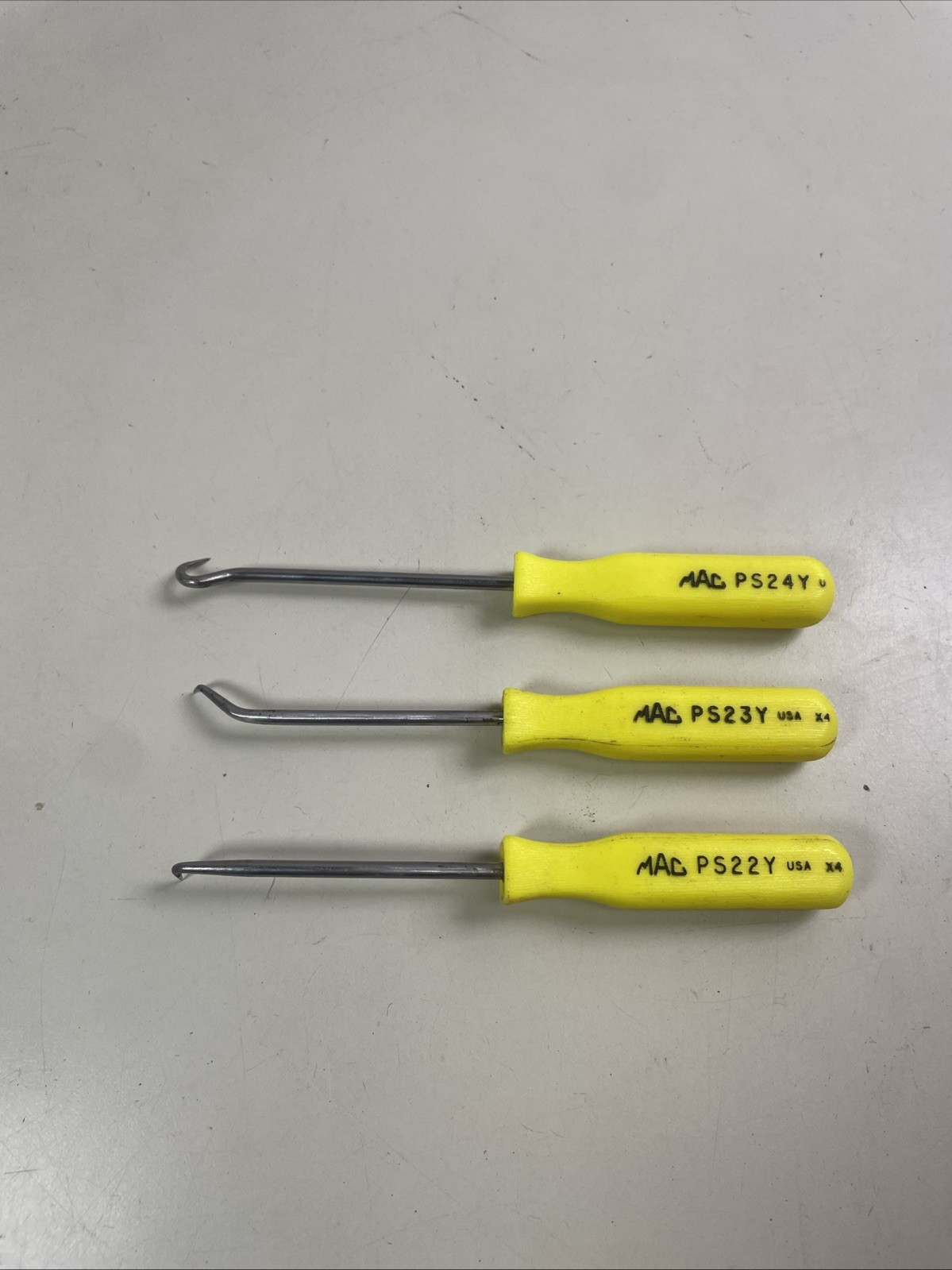 Mac Tools Yellow Handle 3 Piece Mini Pick Set PS22Y PS23Y PS24Y Good Condition