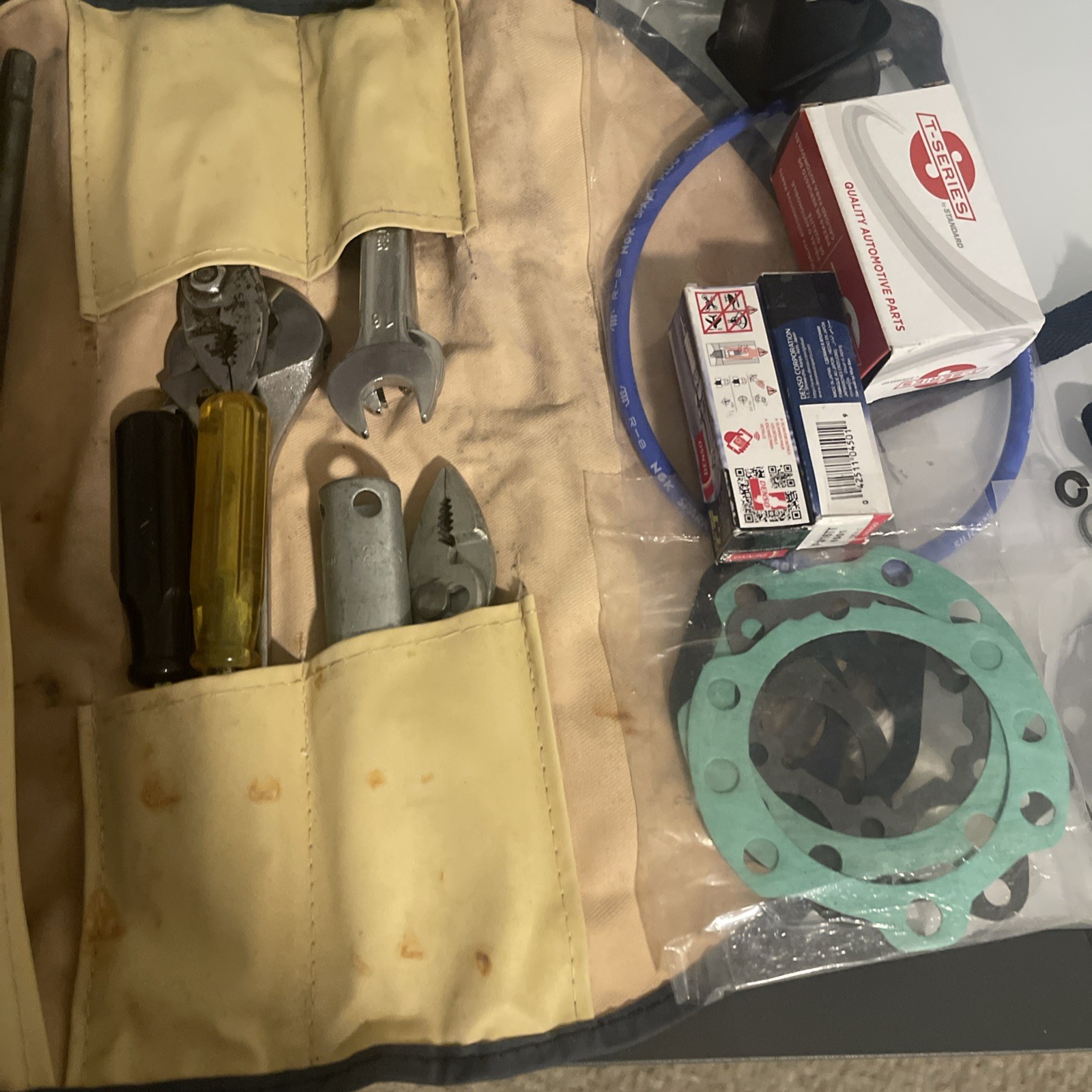 Toyota Tools With Tool Box