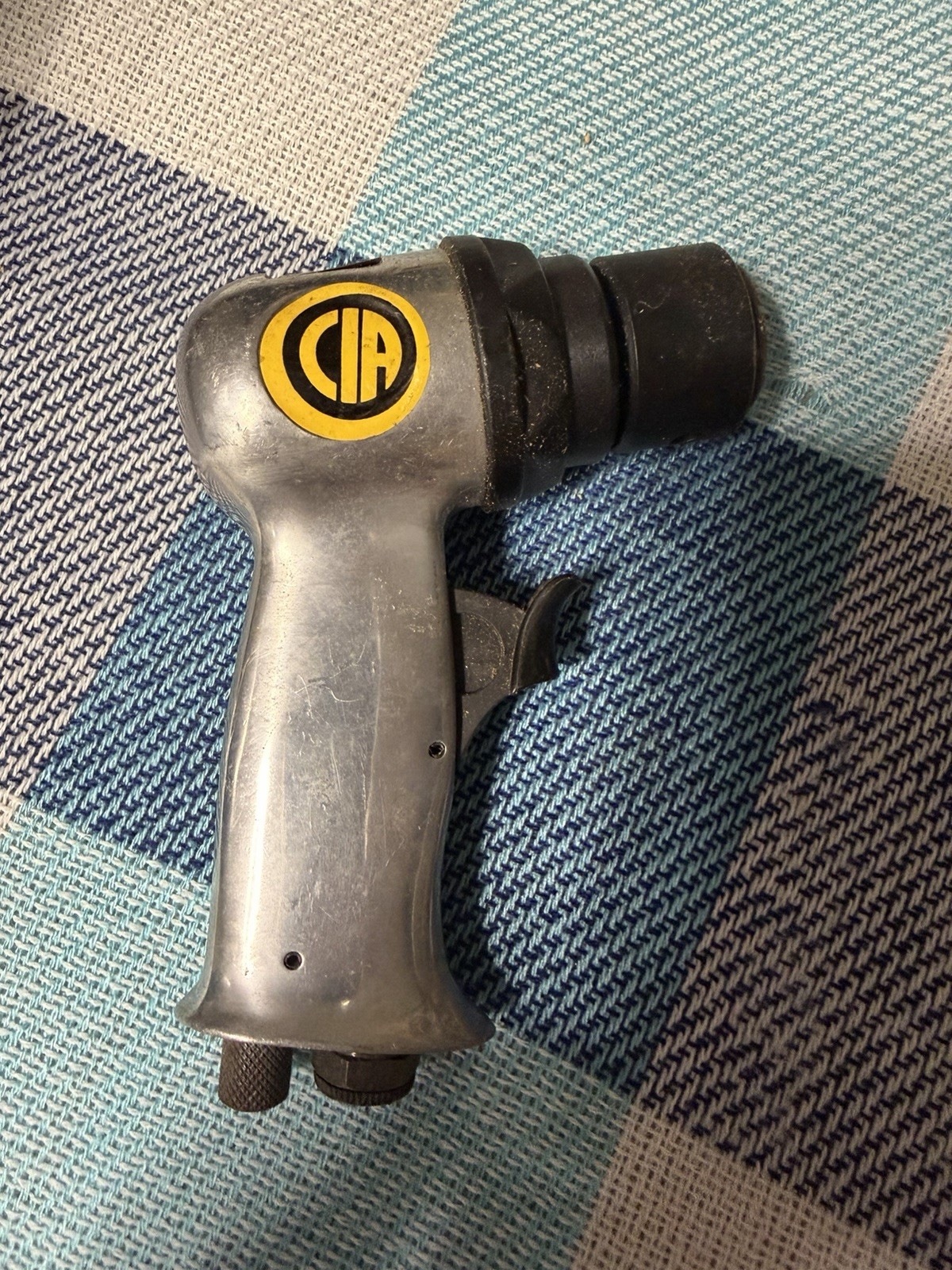 Columbia International Air CIA Model 365 – 5” Pneumatic High Speed Angle Sander