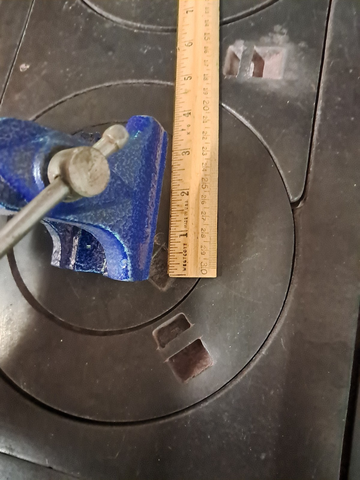 Wilton 150 Clamp-On Bench Vise, 3in Jaw Width 2.5 Jaw Opening