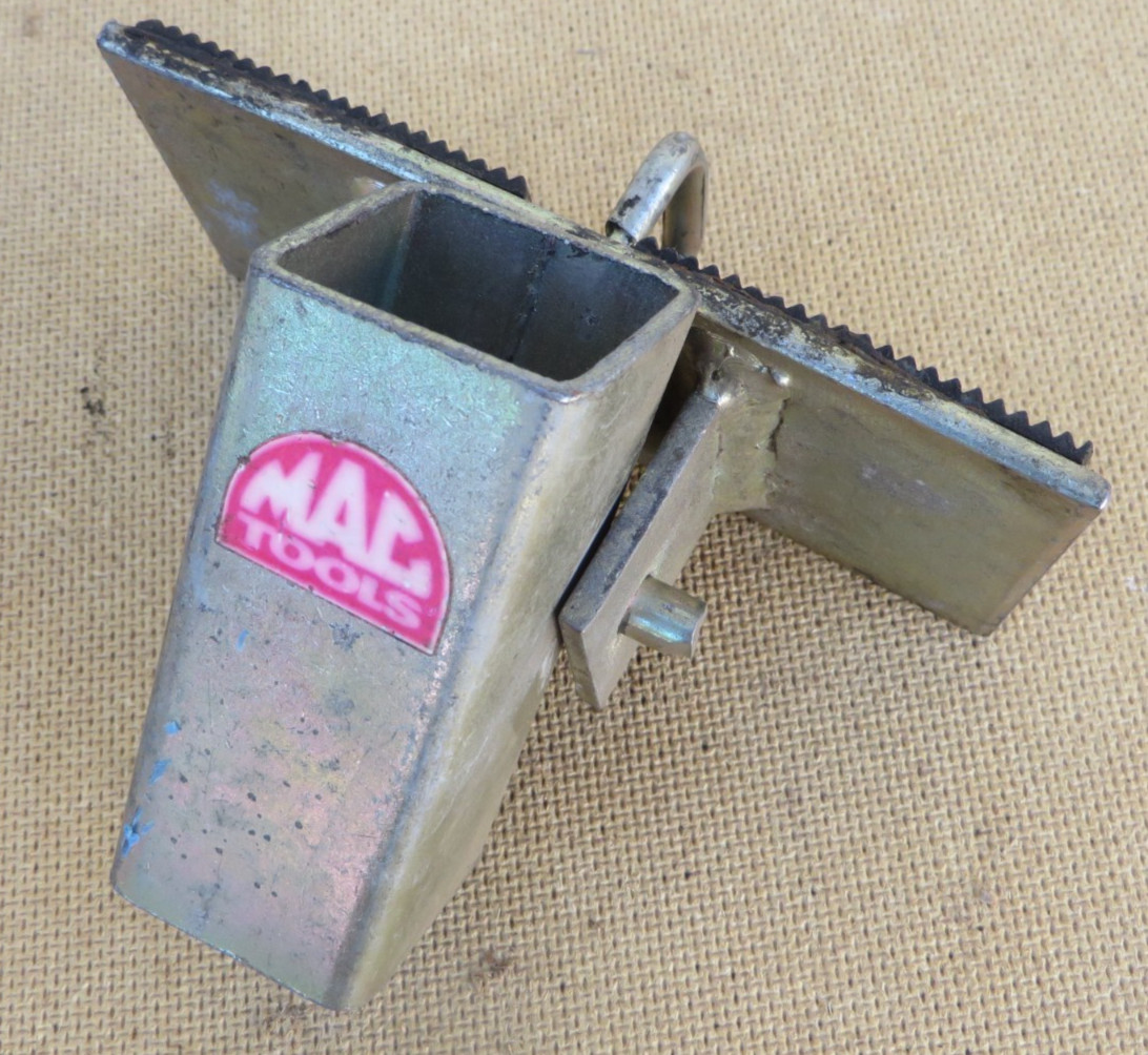 MAC Tools Anchor Bracket-Body Work