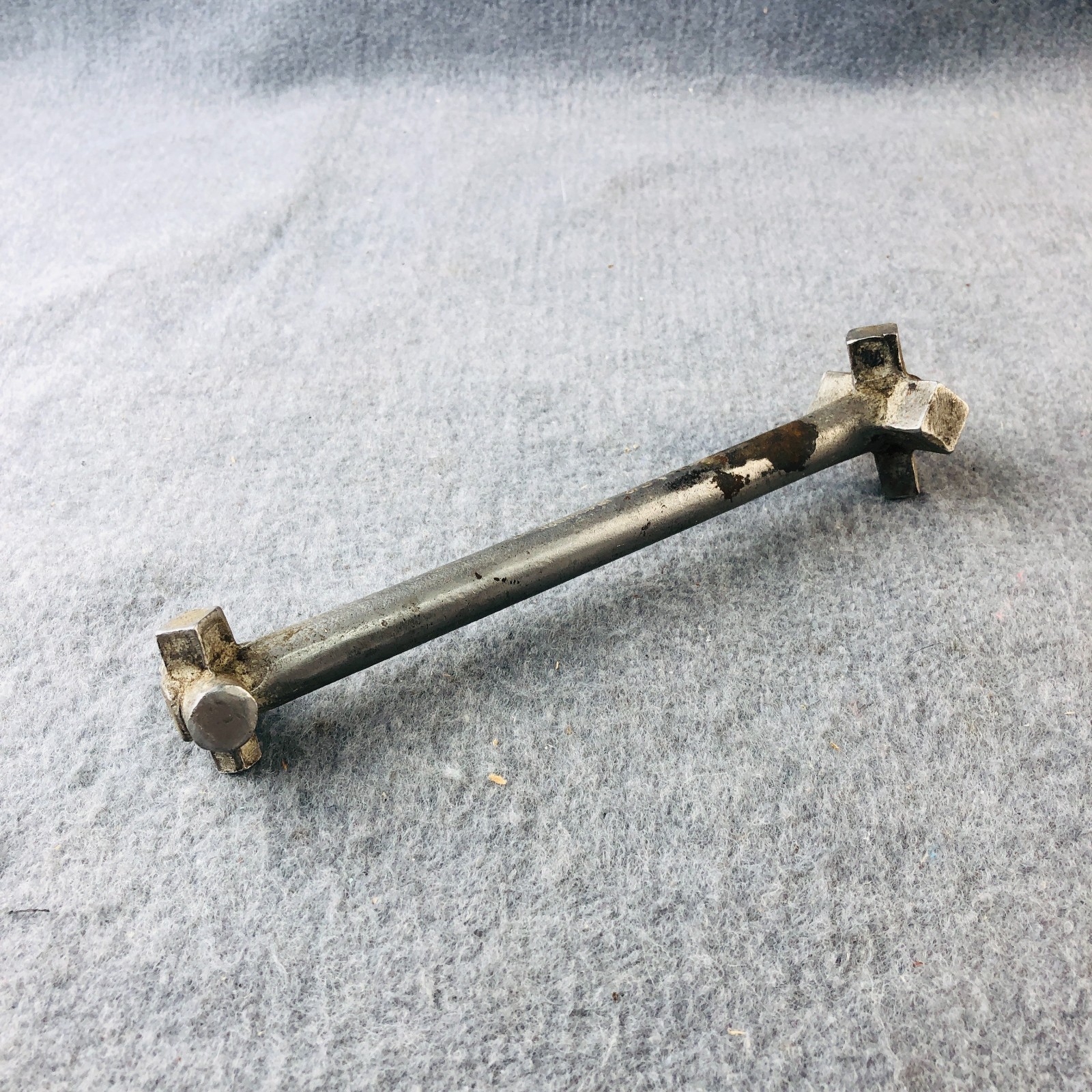 Vintage Blackhawk Automobile Drain Plug Wrench Square Multi Tool Wrench 152-6