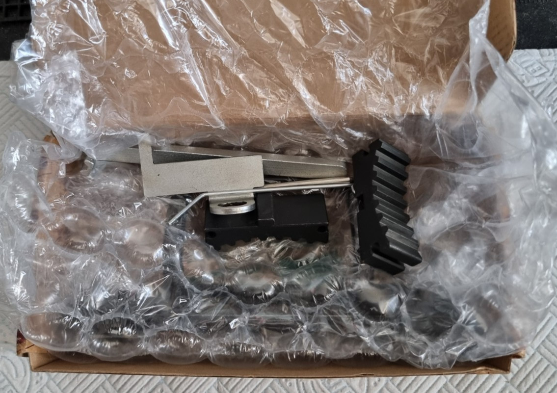 Kent-Moore KM-6628-A Camshaft Locking Tool for Astra G H & others + other tools