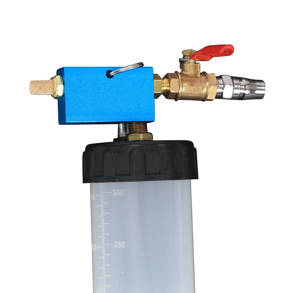 1*Car Brake Fluid Oil Change Replacement Tool Pneumatic Vacuum Bleeder Extractor
