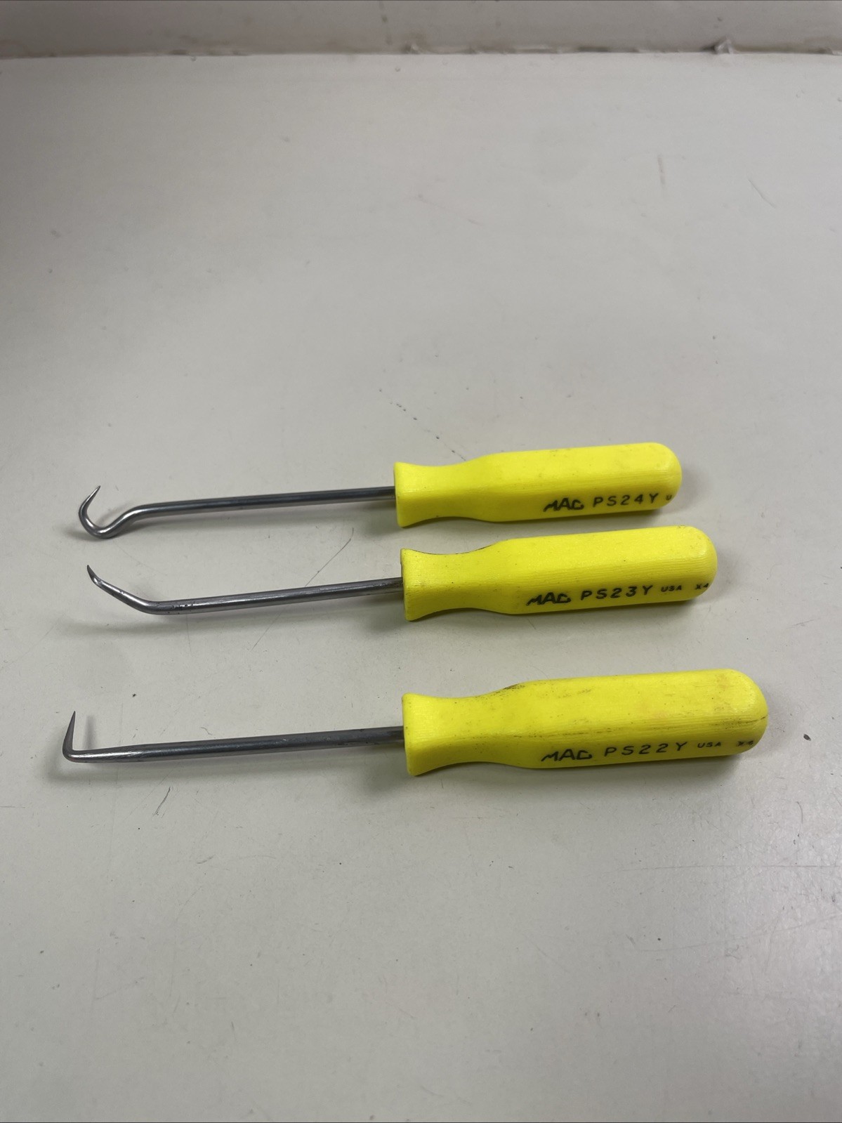 Mac Tools Yellow Handle 3 Piece Mini Pick Set PS22Y PS23Y PS24Y Good Condition