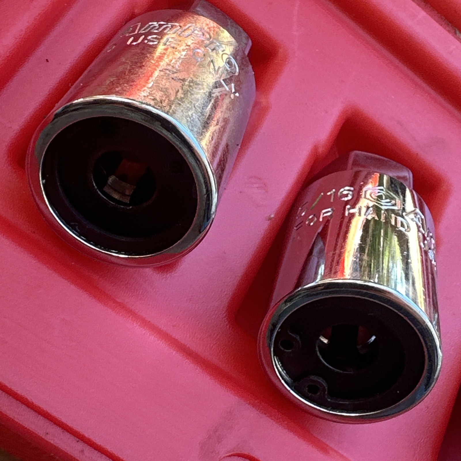 AmPro 4pc Stud Puller Set Sockets SAE W/ Case T75927