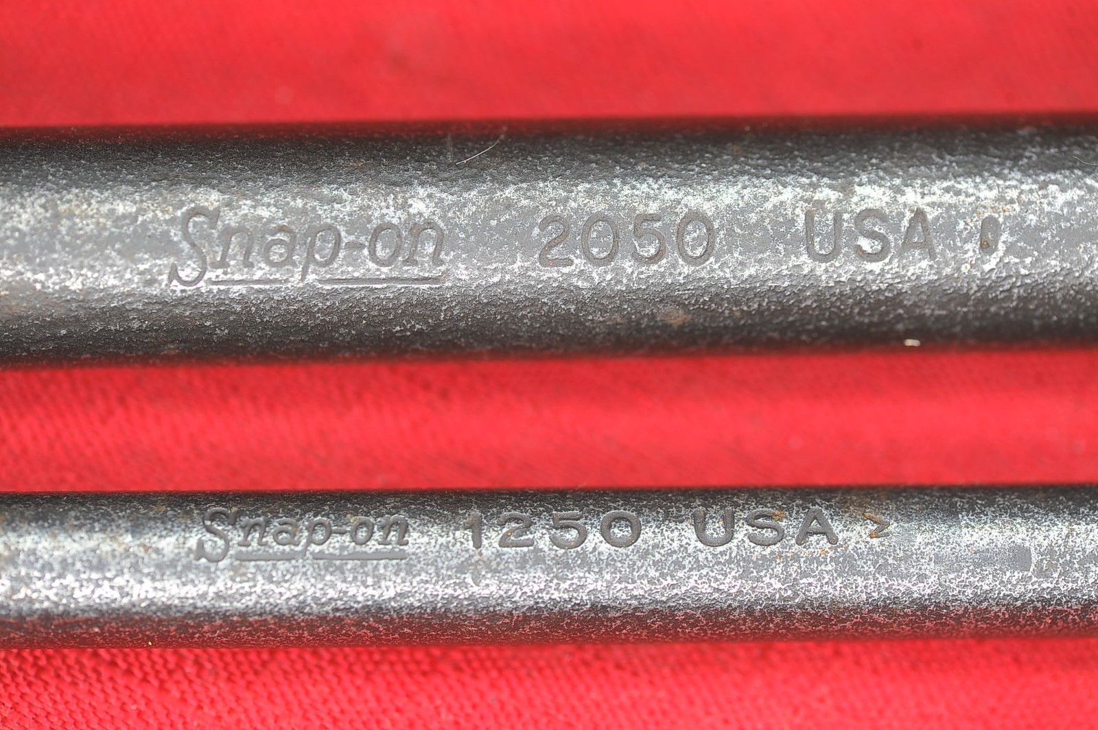 Snap-On 1250 & 2050 Rolling Head Pry Bar plus 2 extra to complete set of 4
