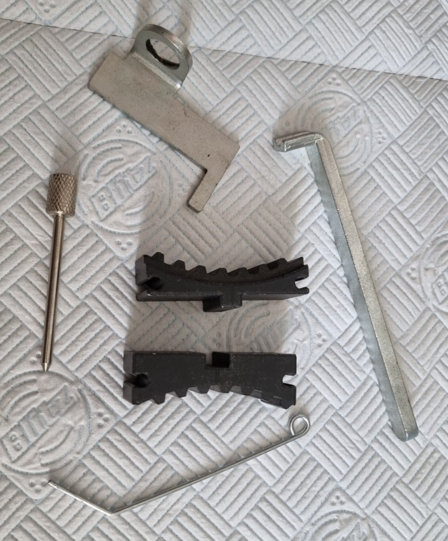 Kent-Moore KM-6628-A Camshaft Locking Tool for Astra G H & others + other tools