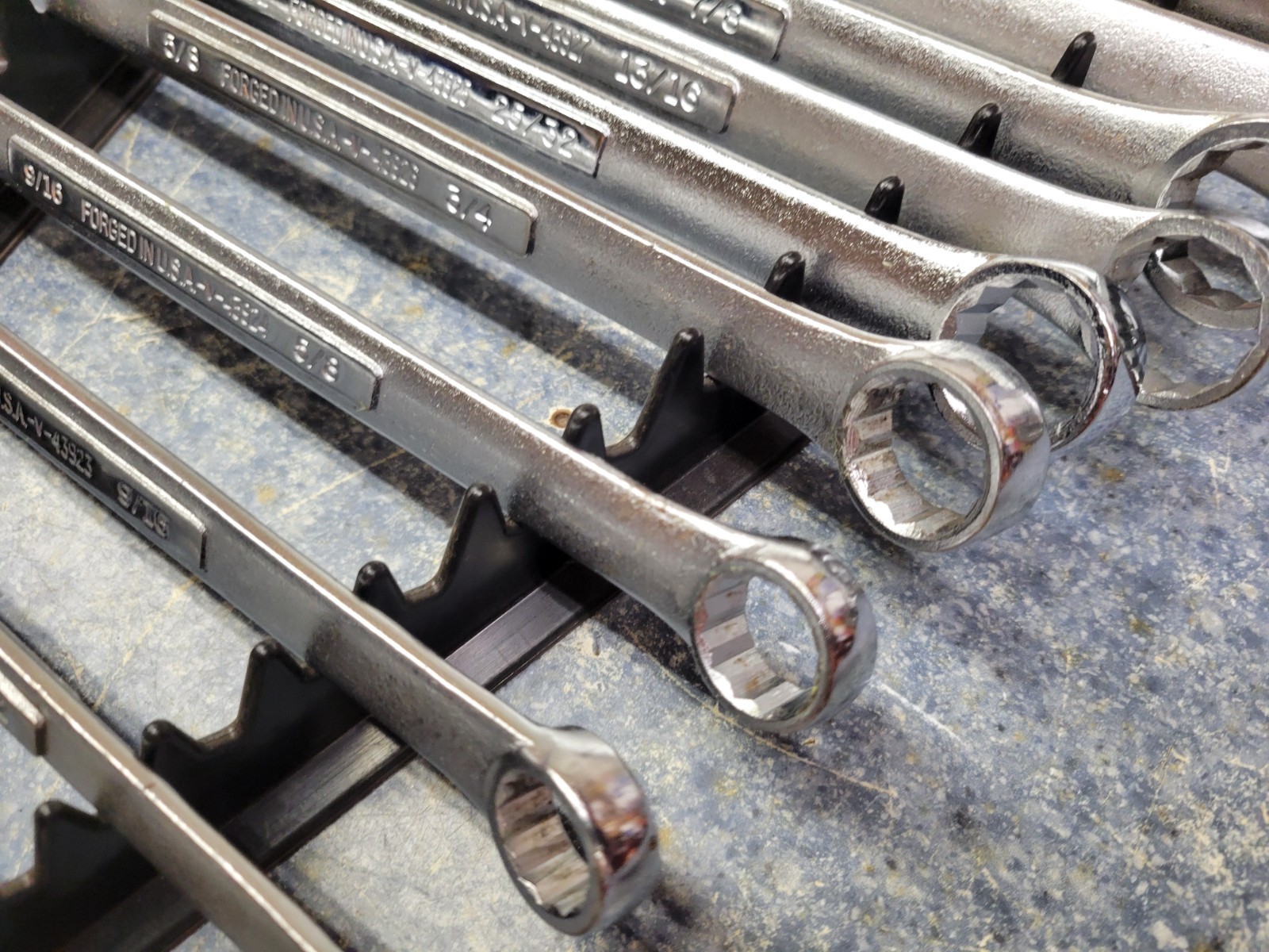 Craftsman USA 12-Piece SAE Double Box End Wrench Set 1/4″ – 1-5/16″