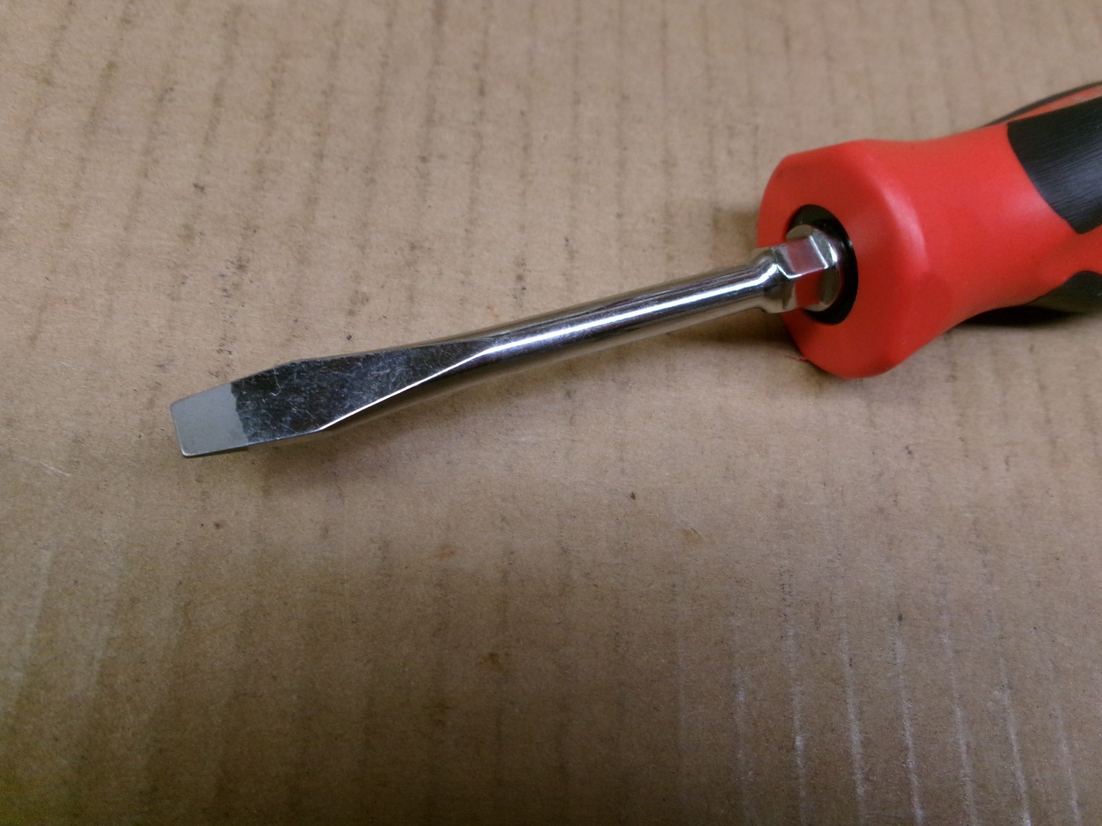 Snap On USA 7/32″ x 3″ Straight Blade Red Black Comfort Grip Handle No SGD2B