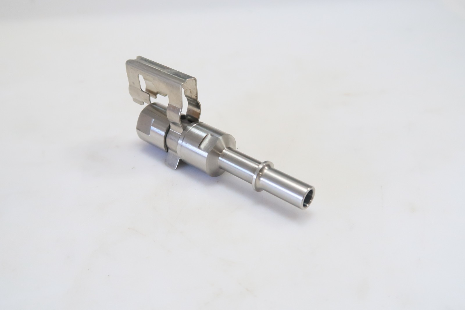 Fuel Pump Line Return Check Valve Connector for Ford F150 F250 F350 1L3Z9J274-BA