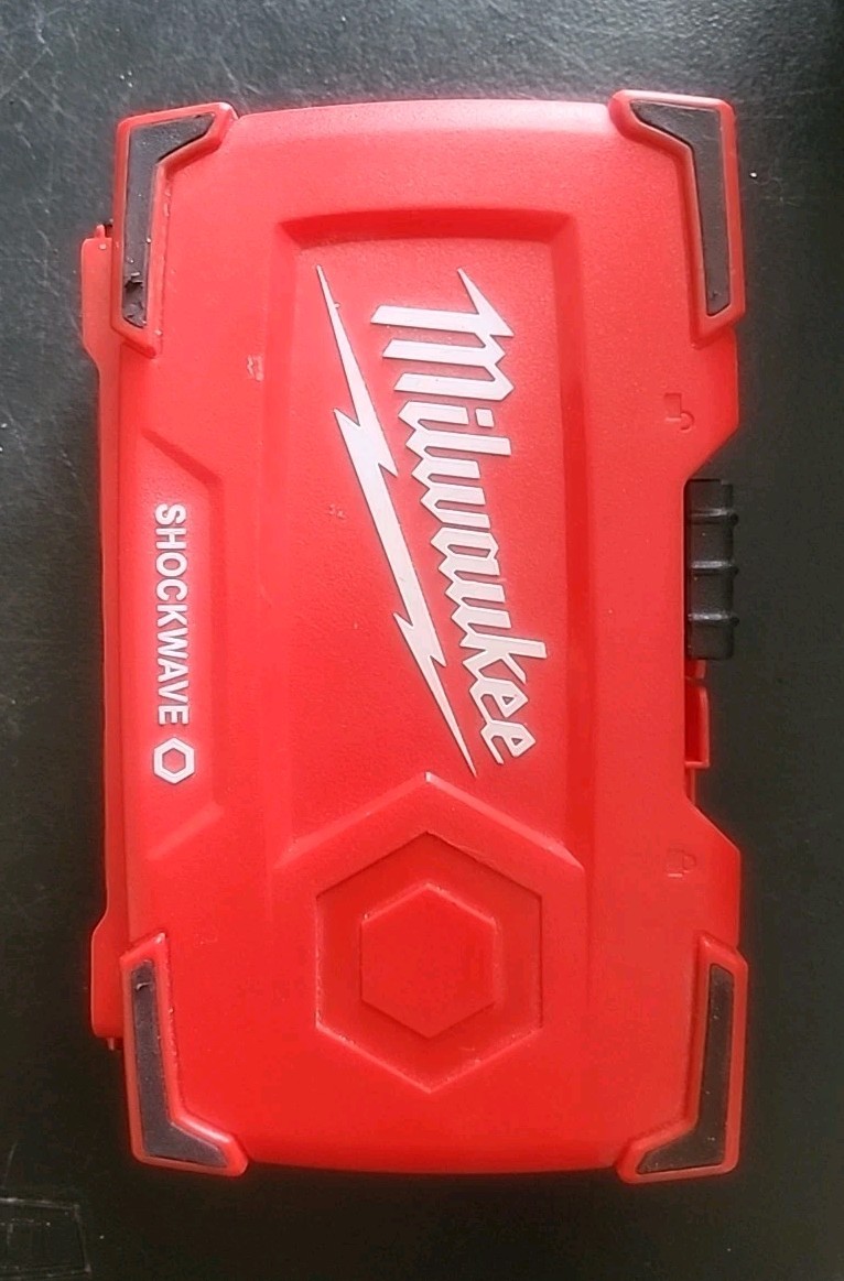 Milwaukee Impact Drill Bits In Case 39 Piece Tool Set