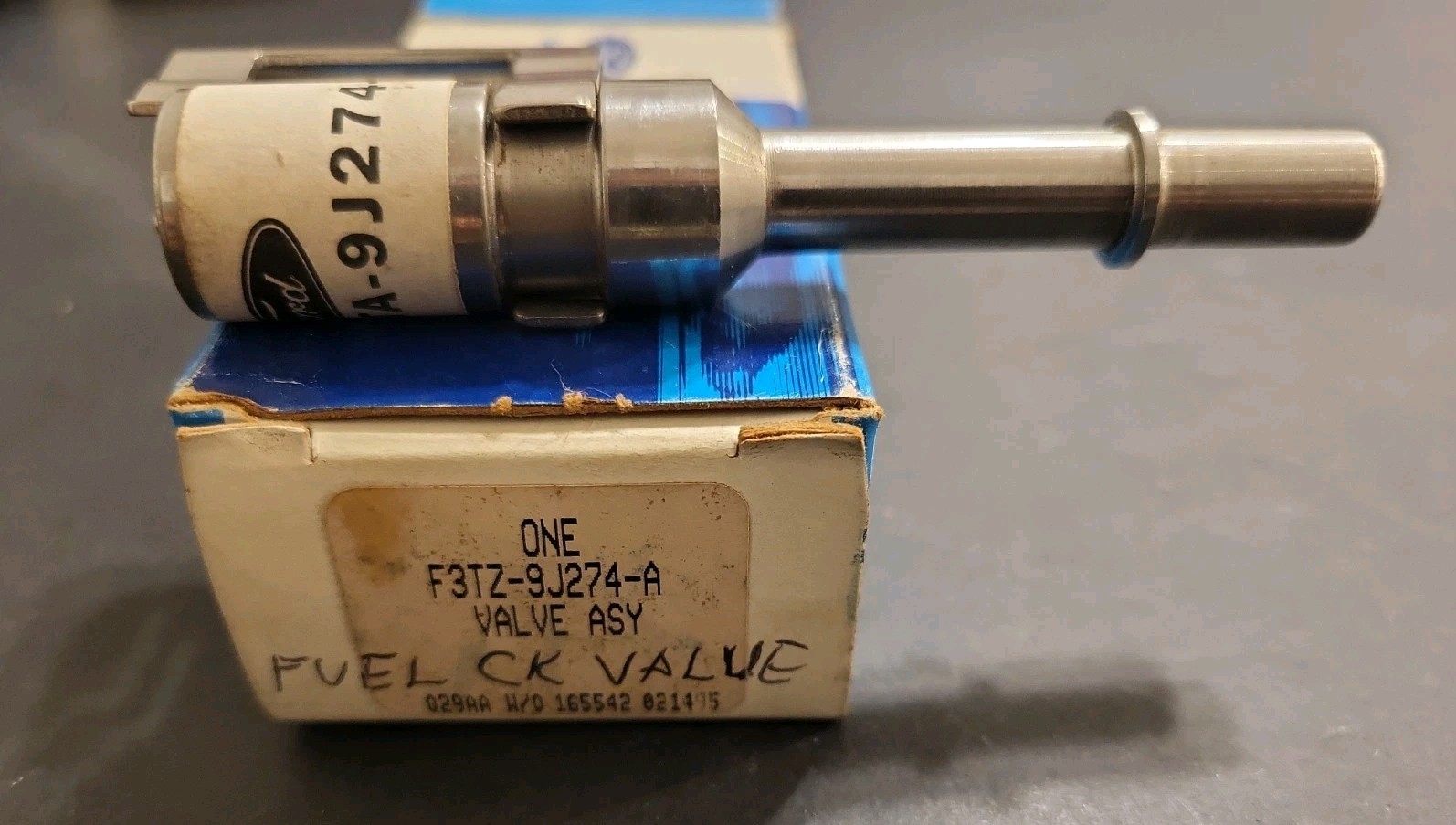 FORD Genuine OEM F3TA-9J274-AA Fuel Pump Cross-Flow Check Valve NOS Old Stock