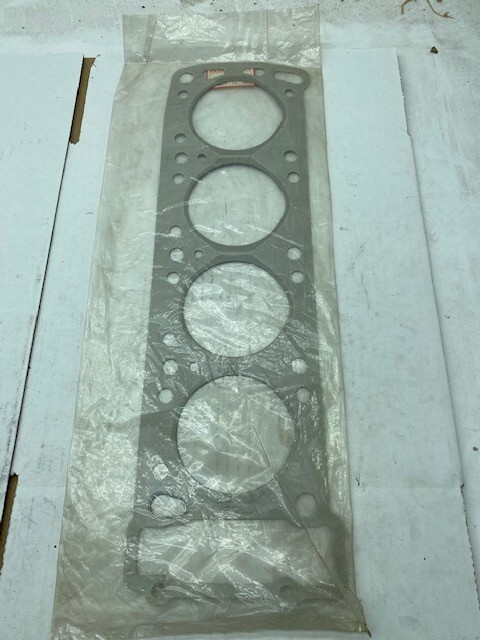 Genuine Parts MD020721 Gasket Seal SKU154T