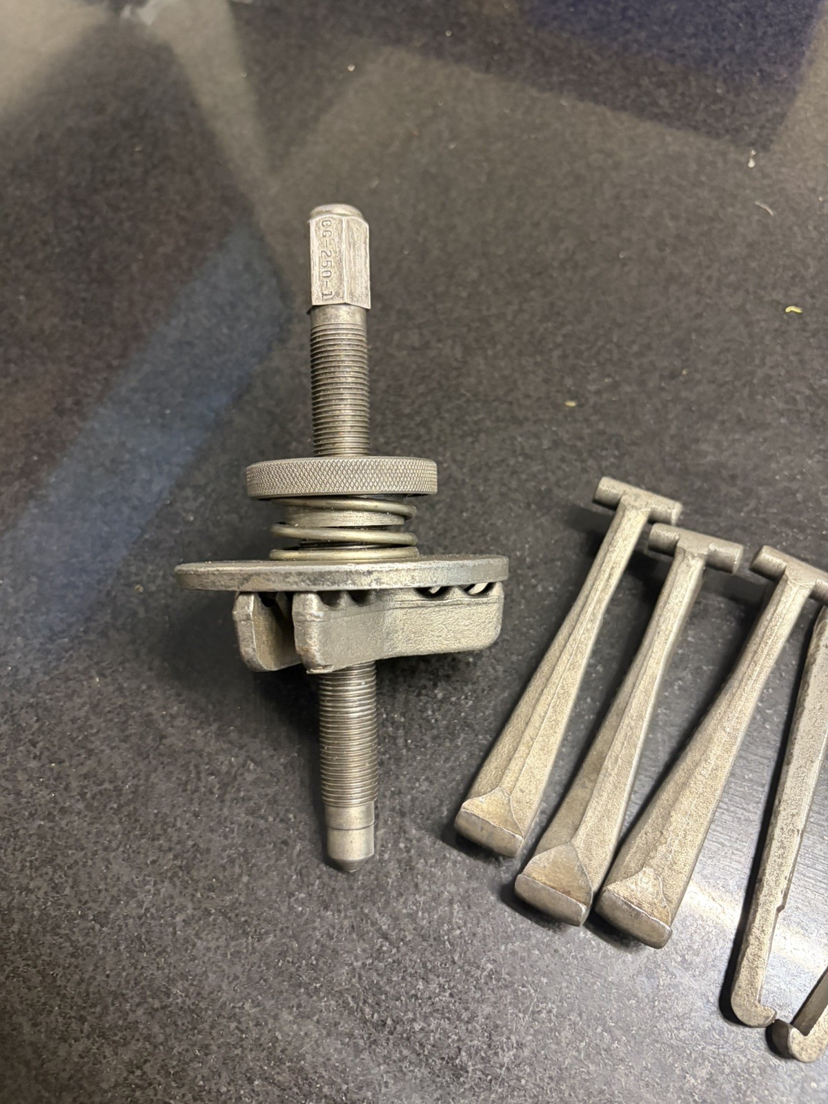 Snap On 13pc Medium-Duty General Purpose Puller Set CJ250