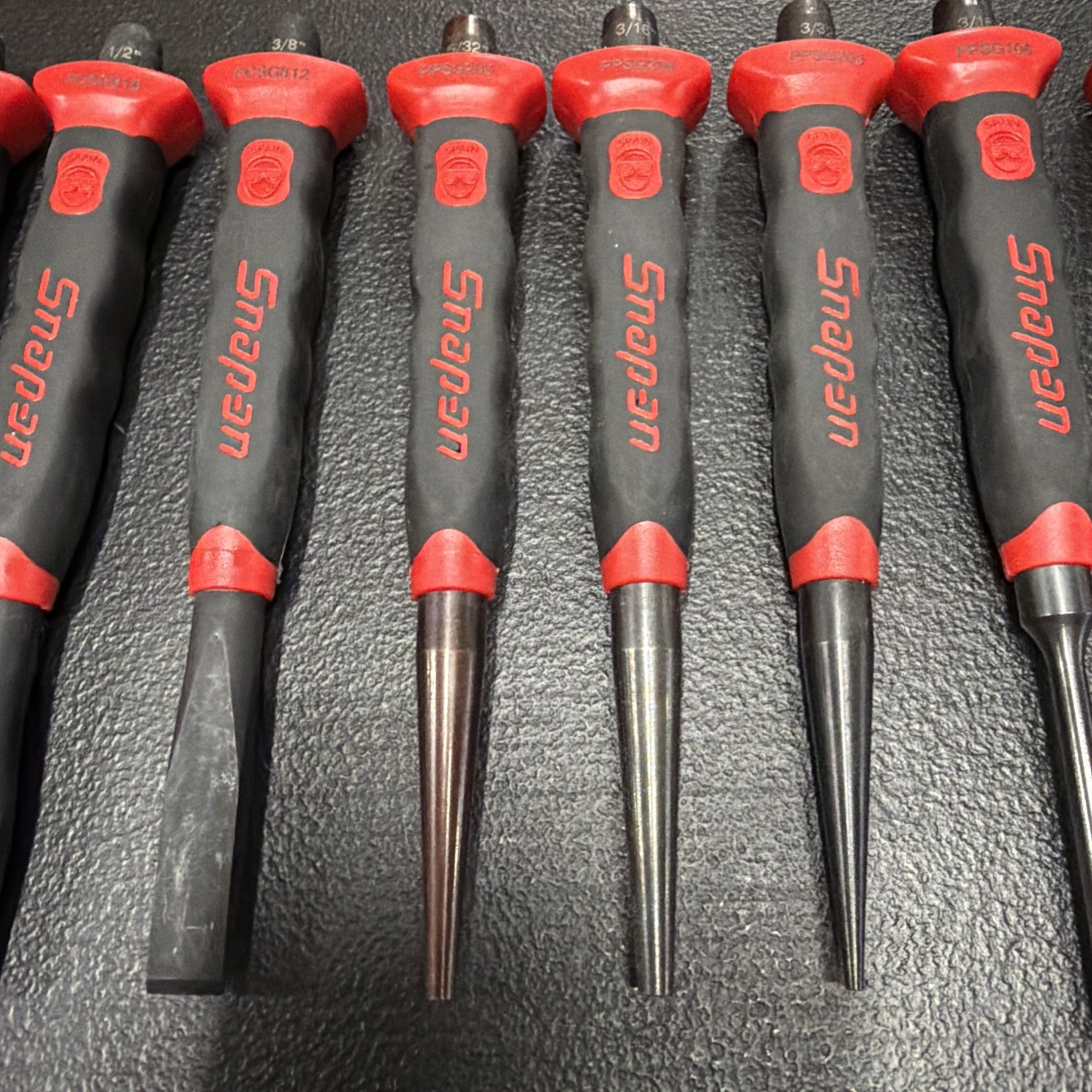 Snap On 10 pc Soft Grip Punch and Chisel Set PPCSG710