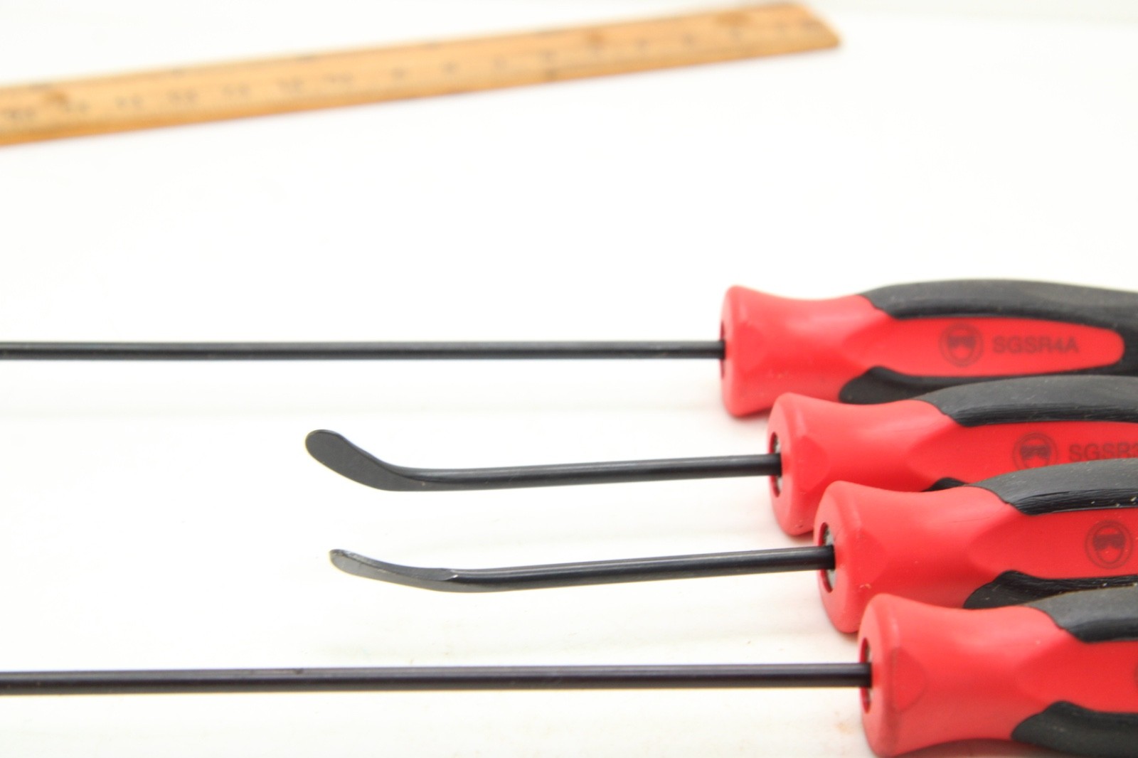 Snap-on Tools SGSR104AR 4 Piece Seal Removal Set Red/Black Soft Grip USA