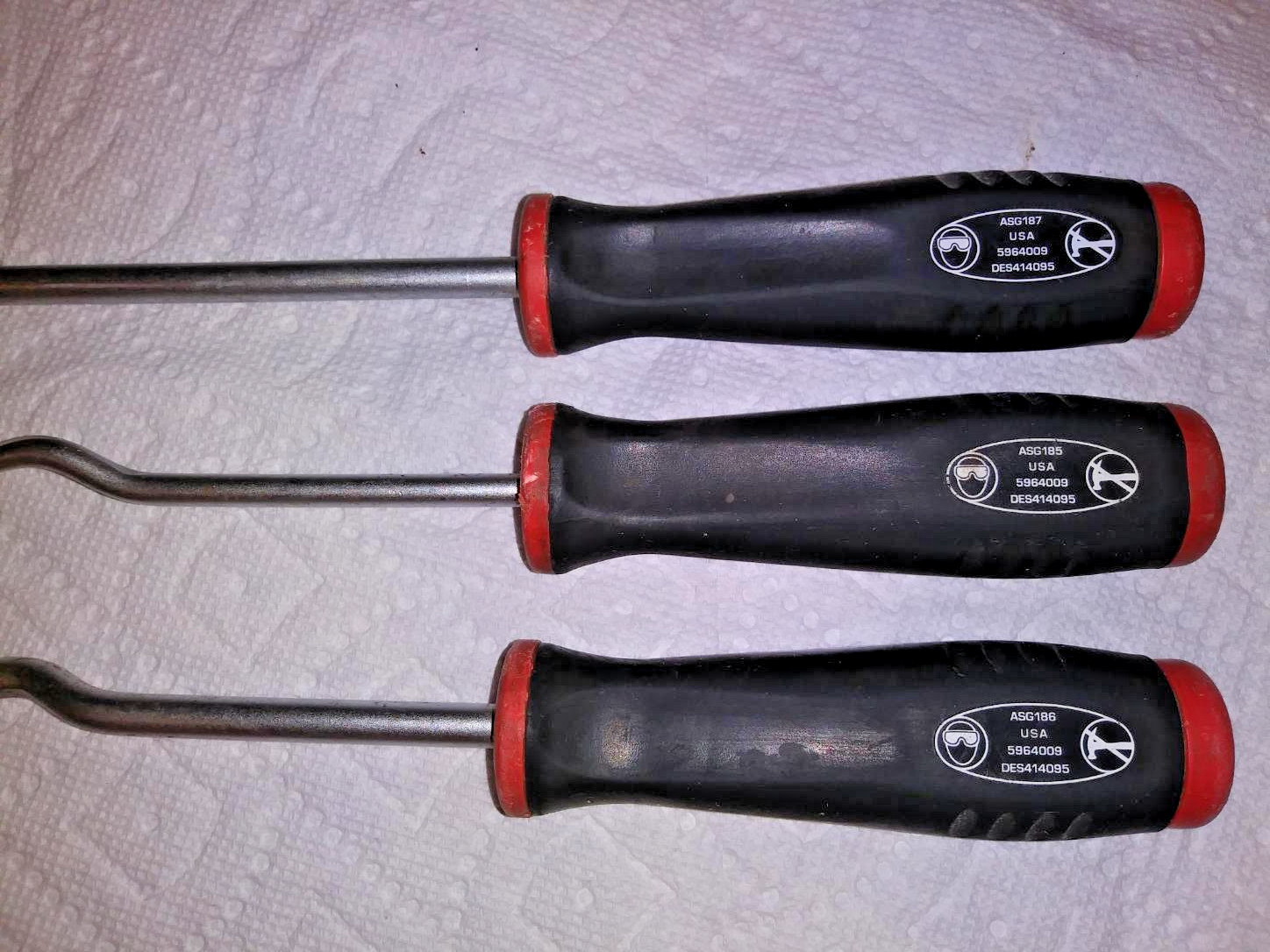 SNAP-ON 3PC. TRIM PAD CLIP REMOVER SET. RED & BLACK SOFT GRIP HANDLES LIKE NEW