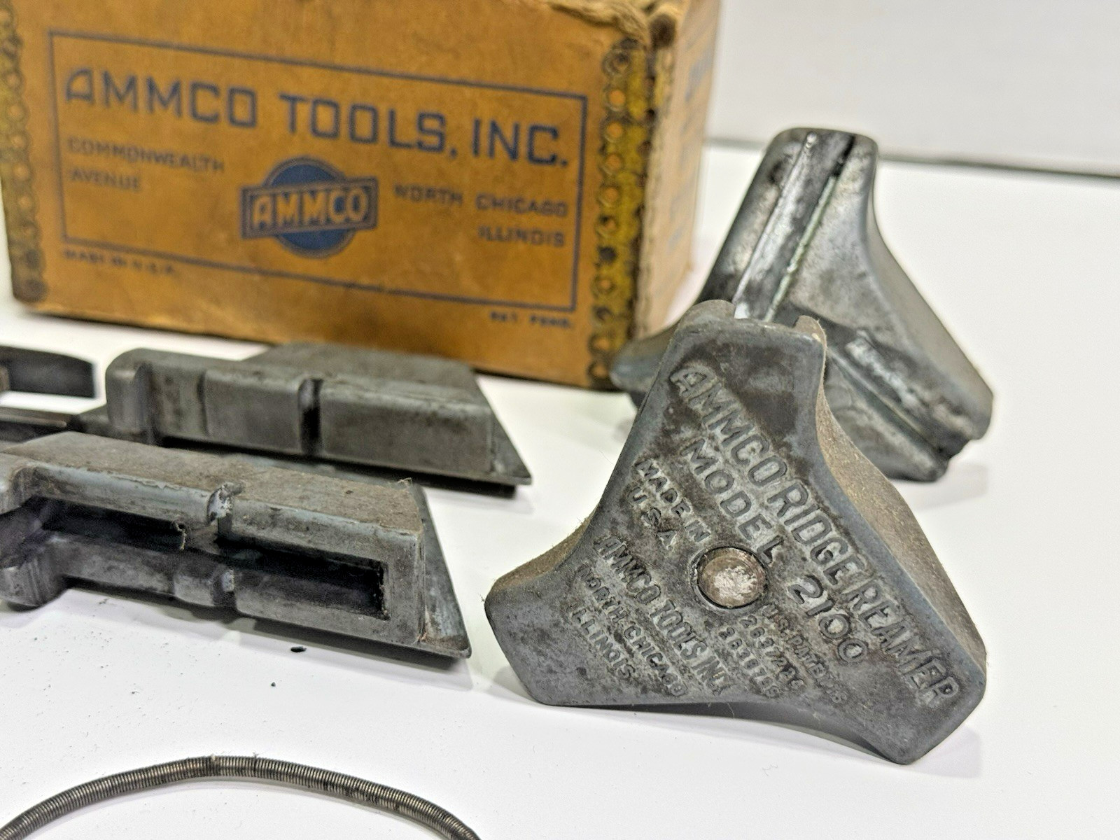AMMCO Model 2100 Ridge Reamer Tool AS IS