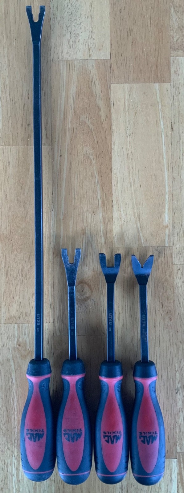MAC TOOL 4-PC. MAC-GRIP™ UPHOLSTERY TOOL SET