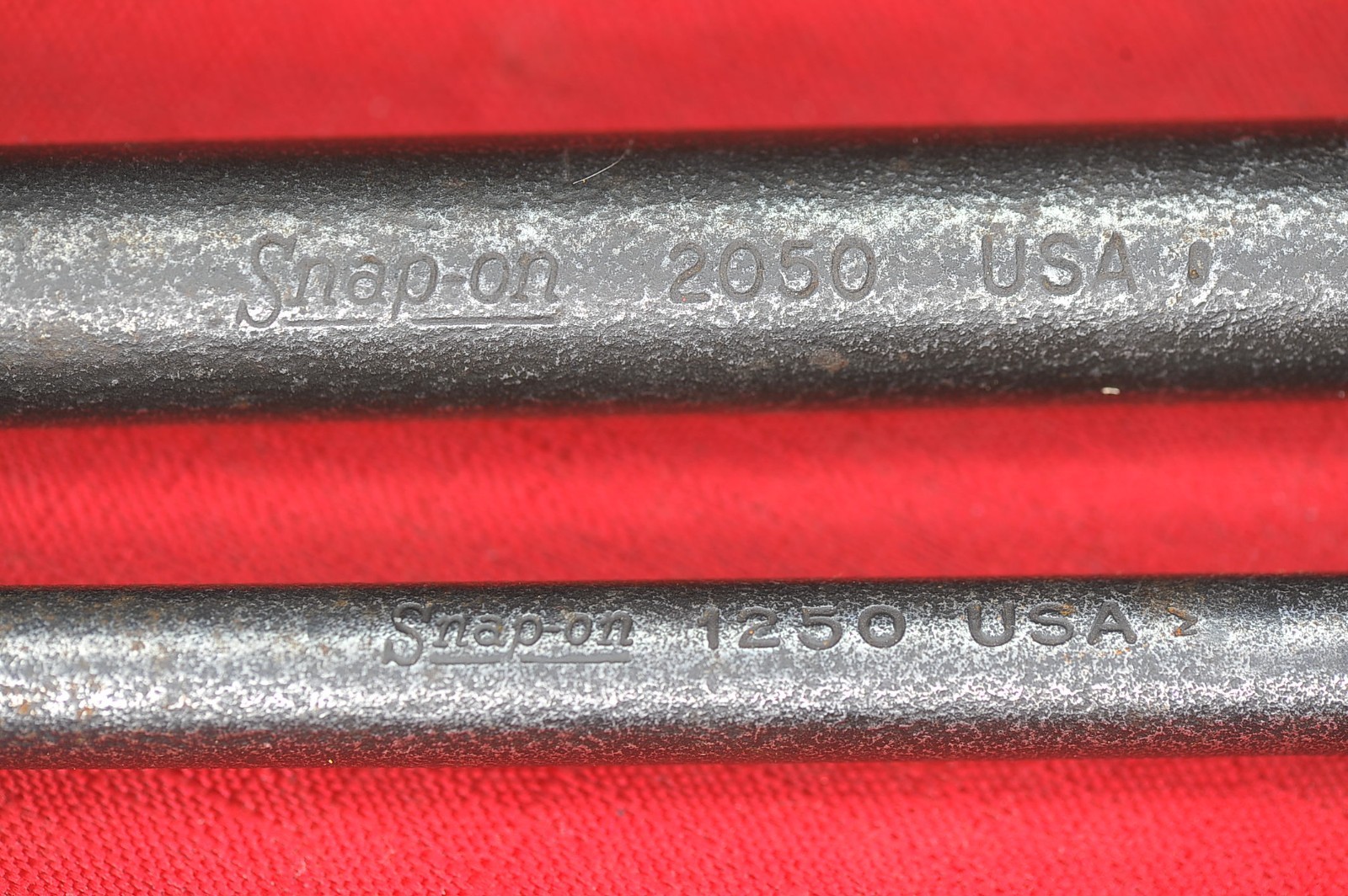 Snap-On 1250 & 2050 Rolling Head Pry Bar plus 2 extra to complete set of 4