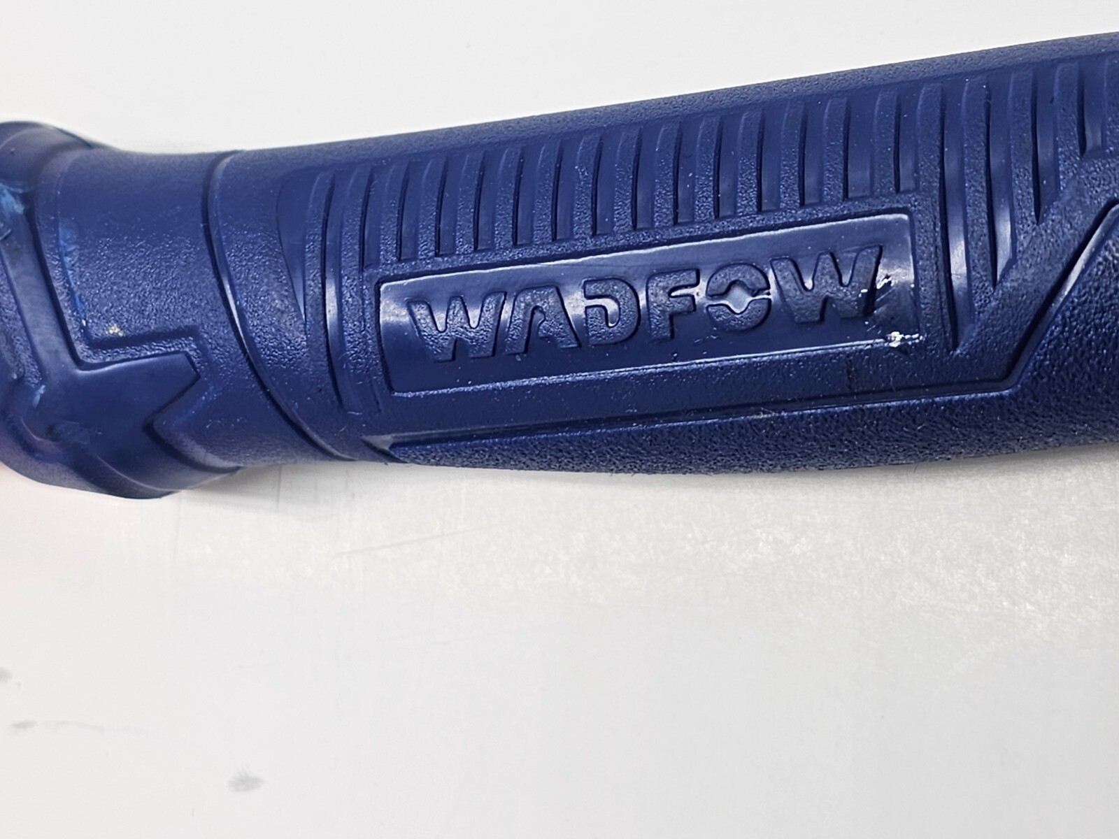 Wadfow 18″ Medium Size Bolt Cutter Soft Grip Rubber Ergonomic Handle Cutter 450