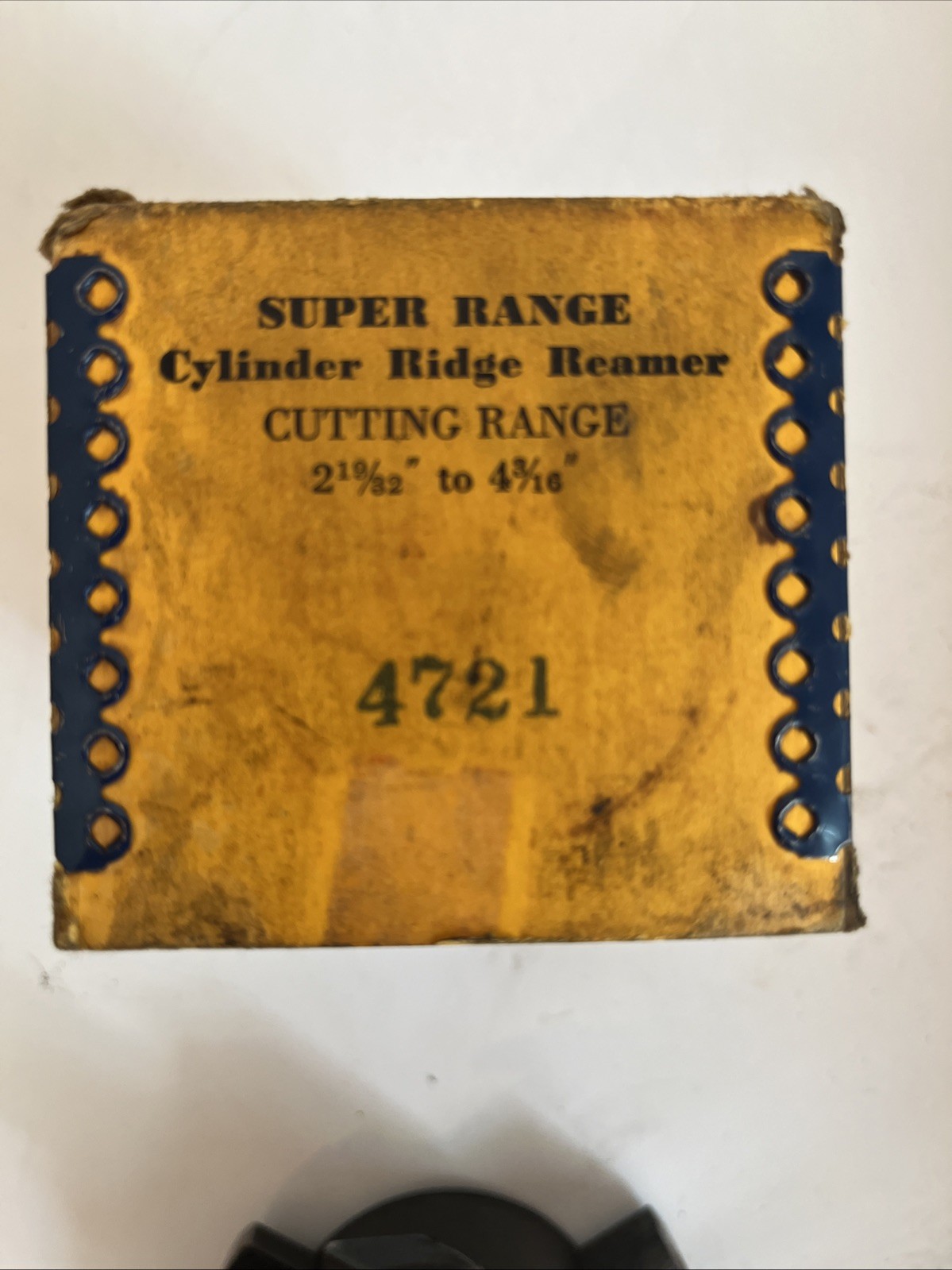Cylinder Ridge Reamer, No 4721, 2-19/32” To 4-3/16” Bore Range