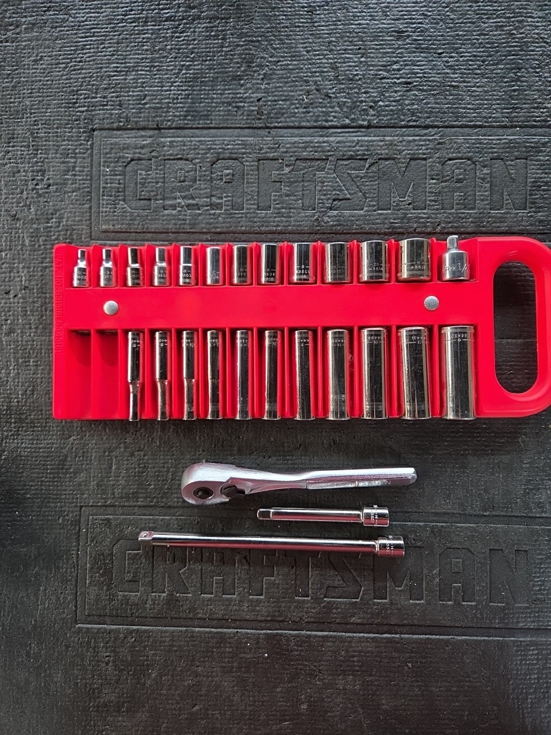 Craftsman USA 27-Piece 1/4″ Drive 6-Point Metric Deep Shallow Socket Set w/ Tray