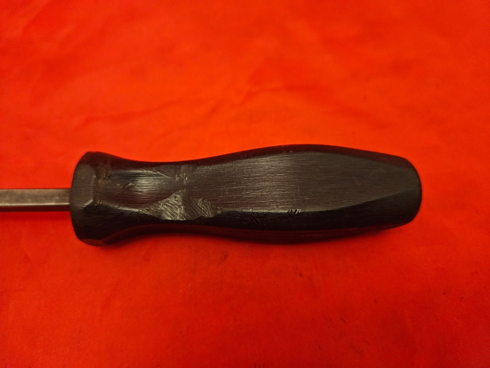 Snap-on SPB8A 7.5″ Curved Head Pry Bar Prybar Black Hard Handle USA S9
