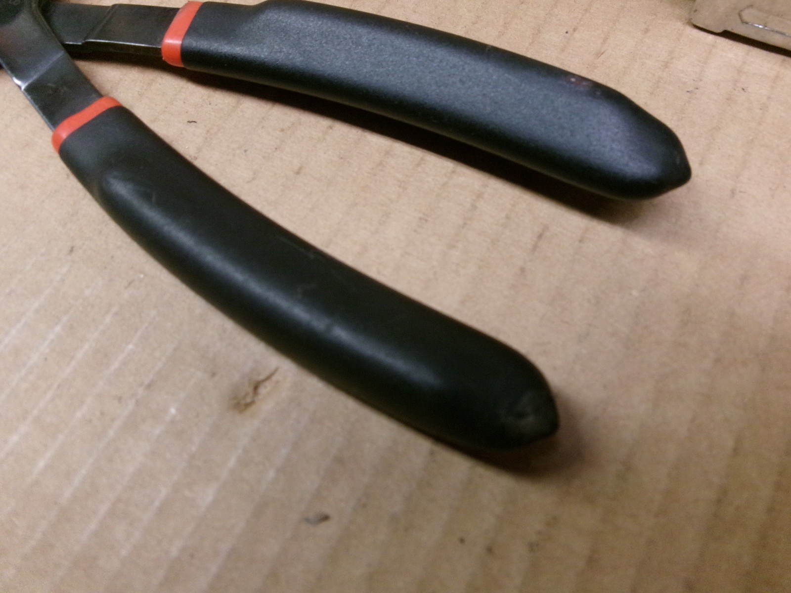 Craftsman 7-3/4″ Internal / External Convertible Snap Ring Pliers No 38078