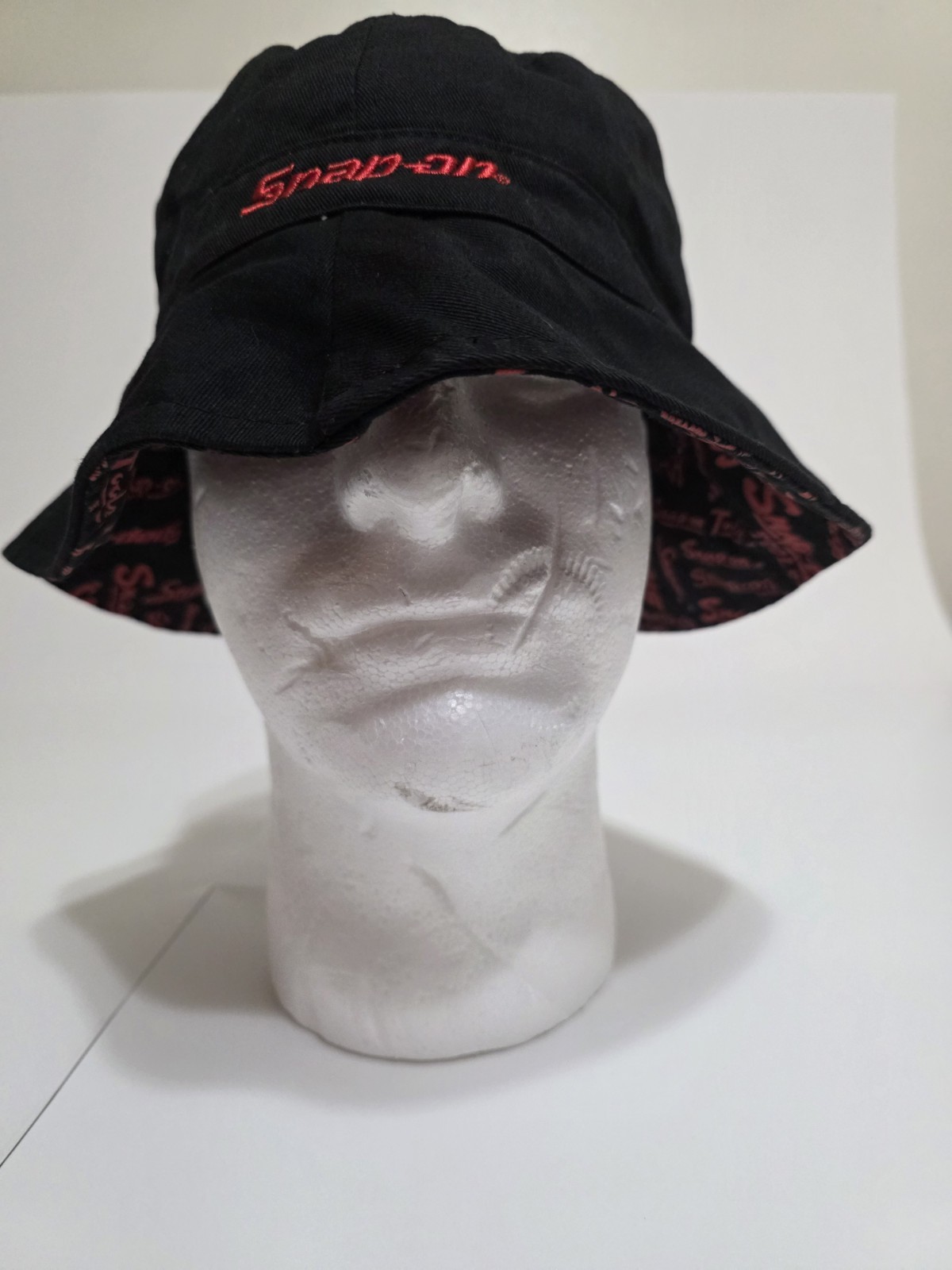 SNAP-ON TOOLS REVERSIBLE BUCKET HAT UNISEX ONE SIZE RED BLACK ALL OVER PRINT