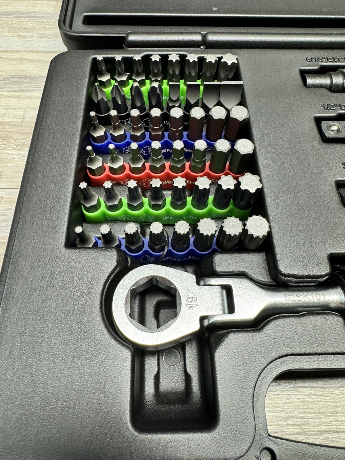 VIM Tools 52pc Shake 2 Break Set .401 Shank w/ 5/16 Hex Impact Bits #S2BK100K