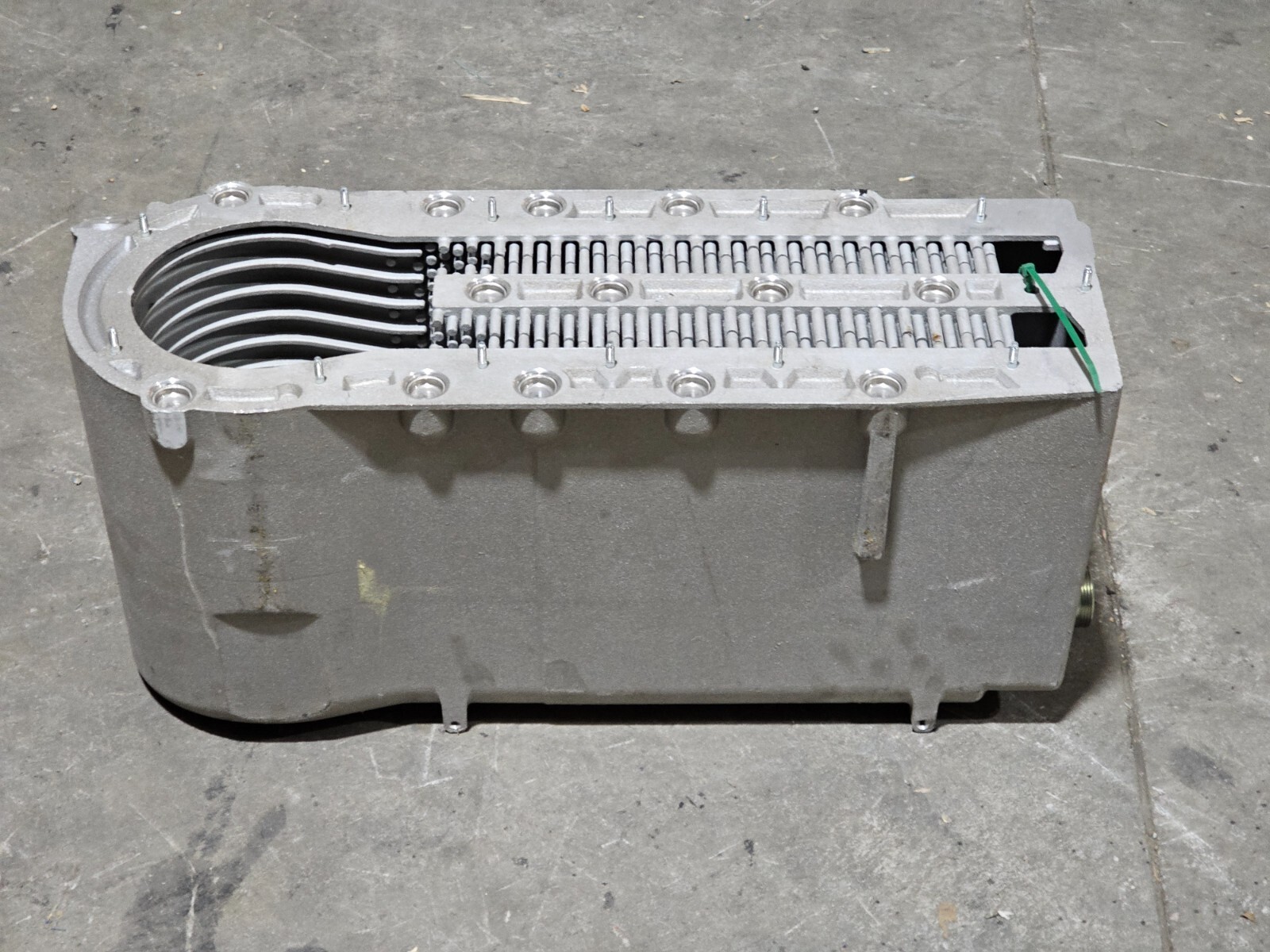 MGG Water Manifold Heat Exchanger 7629121 C071123 Heavy Duty Steel Gray 56PSI
