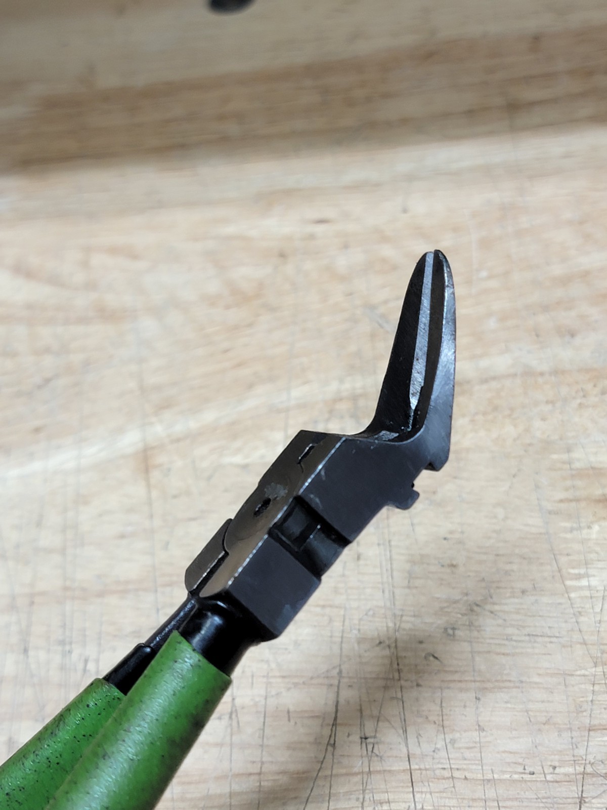 VIM BCRP2 7″ Body Clip Removal Plier And Cutter Hand Tool