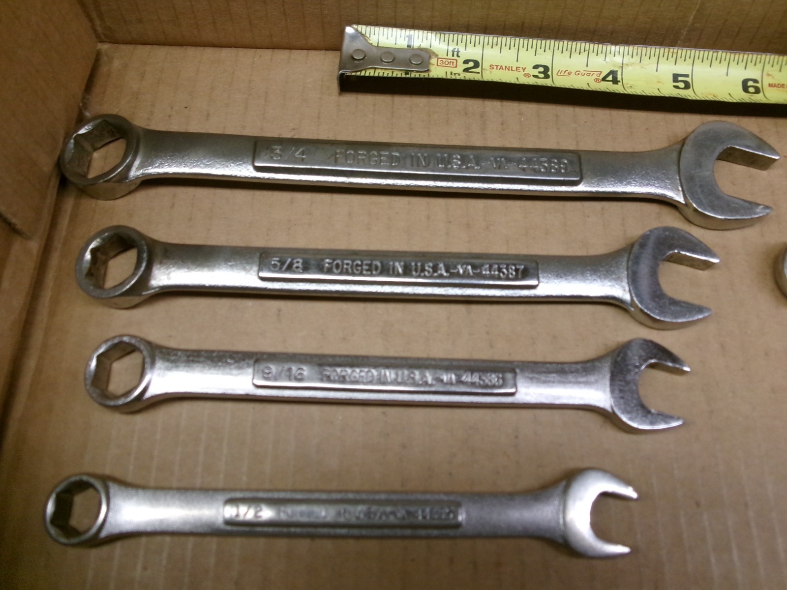 Craftsman 12-Piece 6-Point Metric Combination Wrench Set / Lot