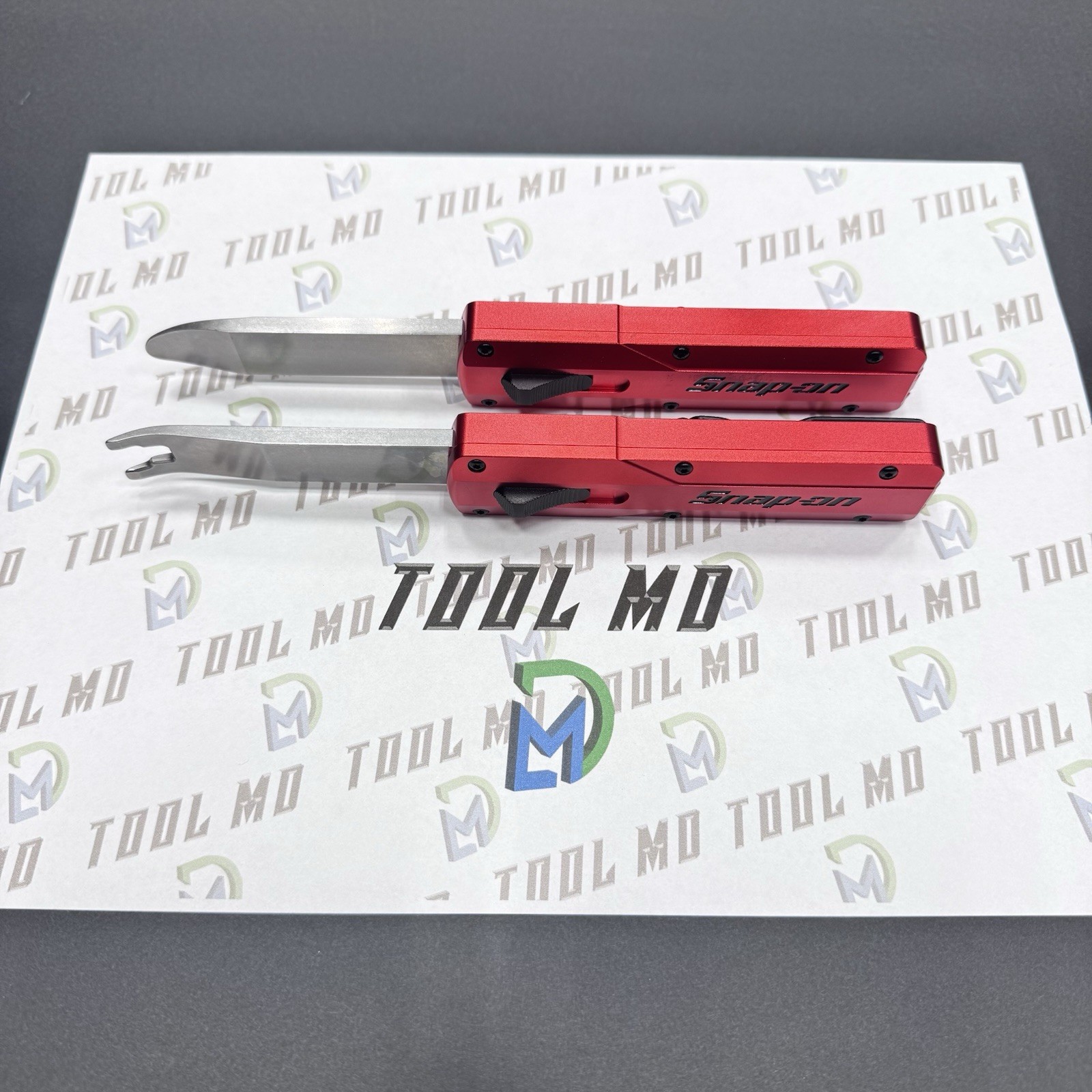 Snap-on Tools NEW 2pc RED Out The Front Retractable Pry Tool Set PBFT50 PBFT60