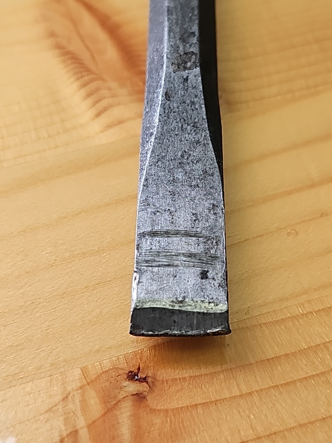 Mac Tools Steel Chisel w/Black-Oxide Finish 1/2″ x 6″ M33