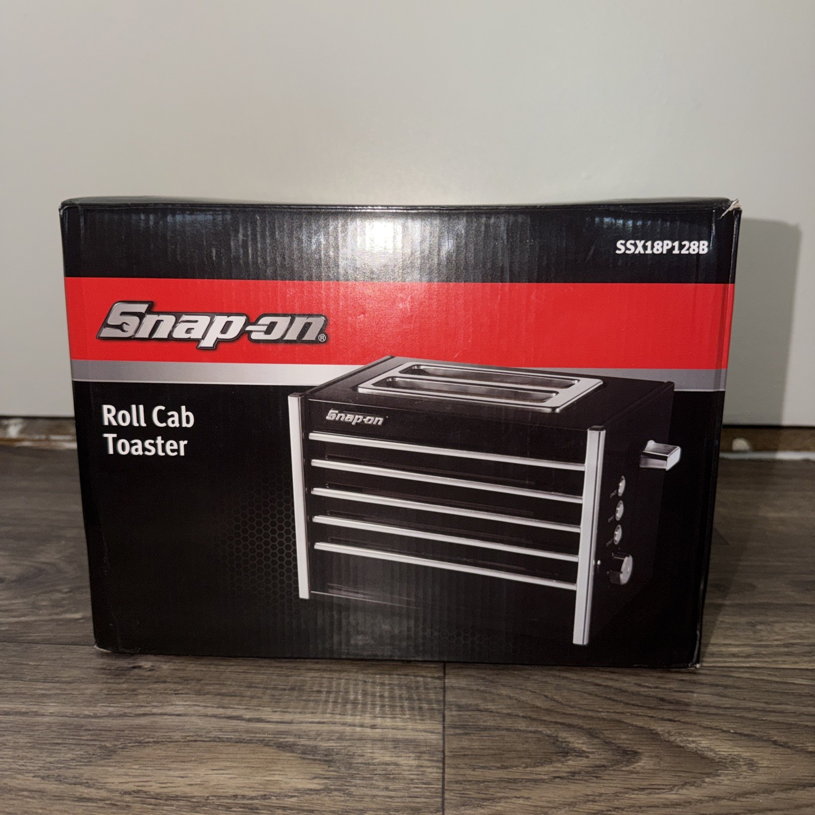 Snap On Roll Cab Toaster Black Silver – Open Box Never Used!