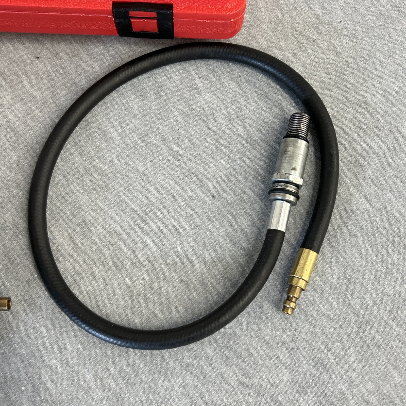 Star Products CLT-2PB Cylinder Leakage Tester W/ Case
