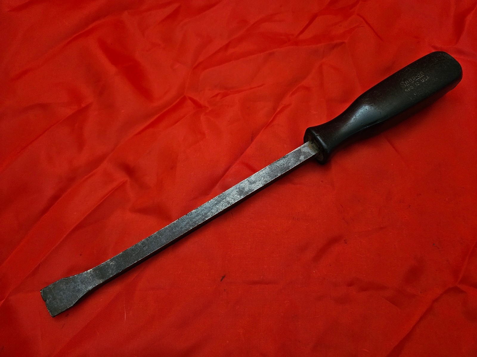 Snap-on SPB12 11.25″ Curved Head Pry Bar Prybar Black Hard Handle USA S17