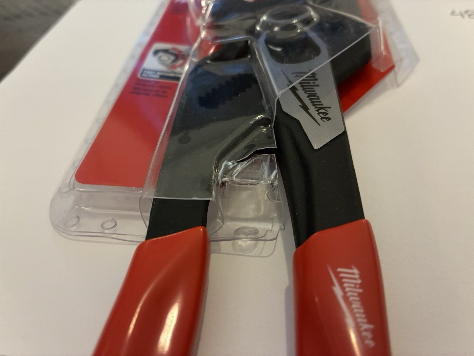 NEW Milwaukee Tools 48-22-6910, 10″ Adjustable Pliers Wrench – Parallel Jaws