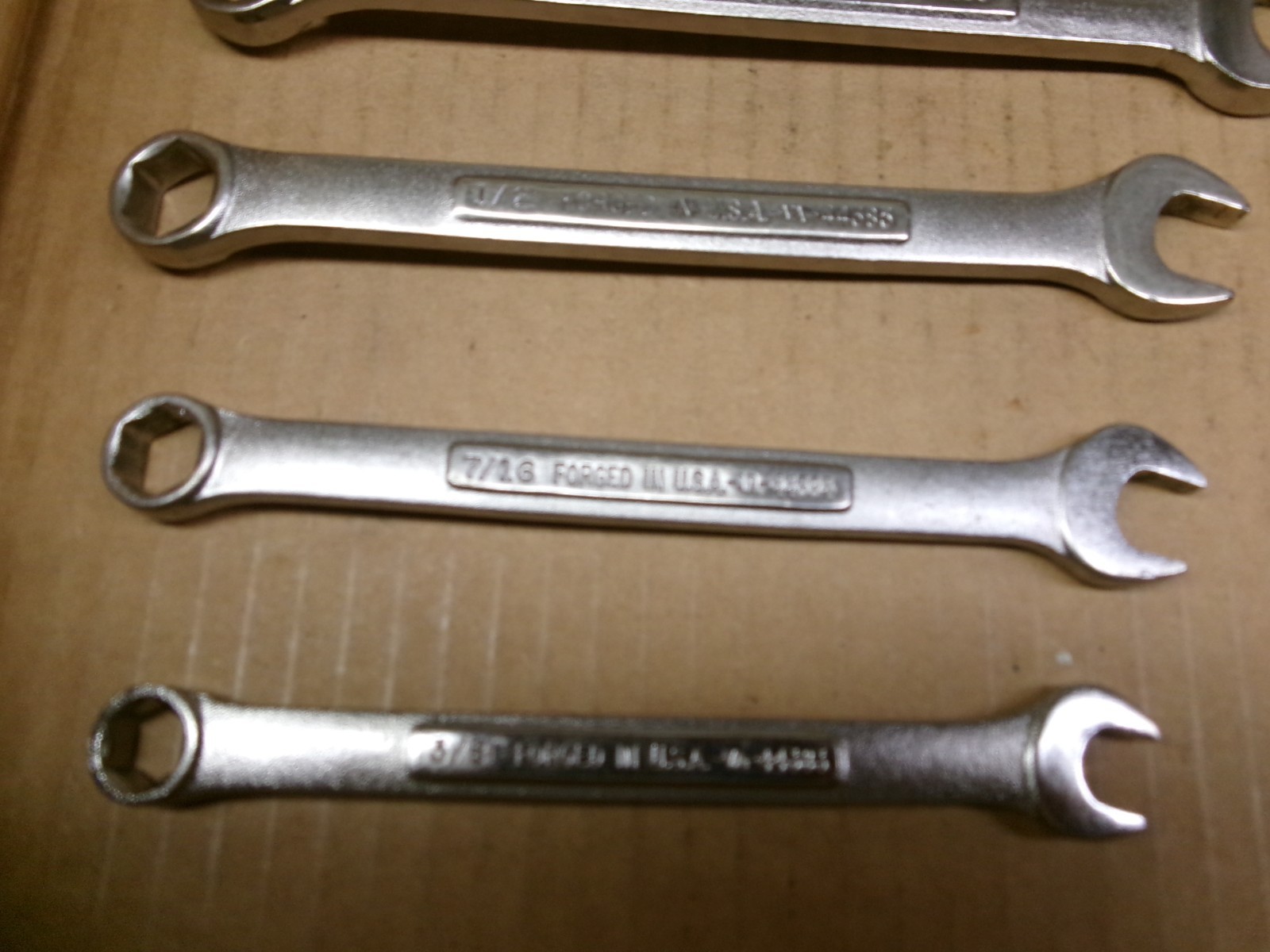 Craftsman 12-Piece 6-Point Metric Combination Wrench Set / Lot