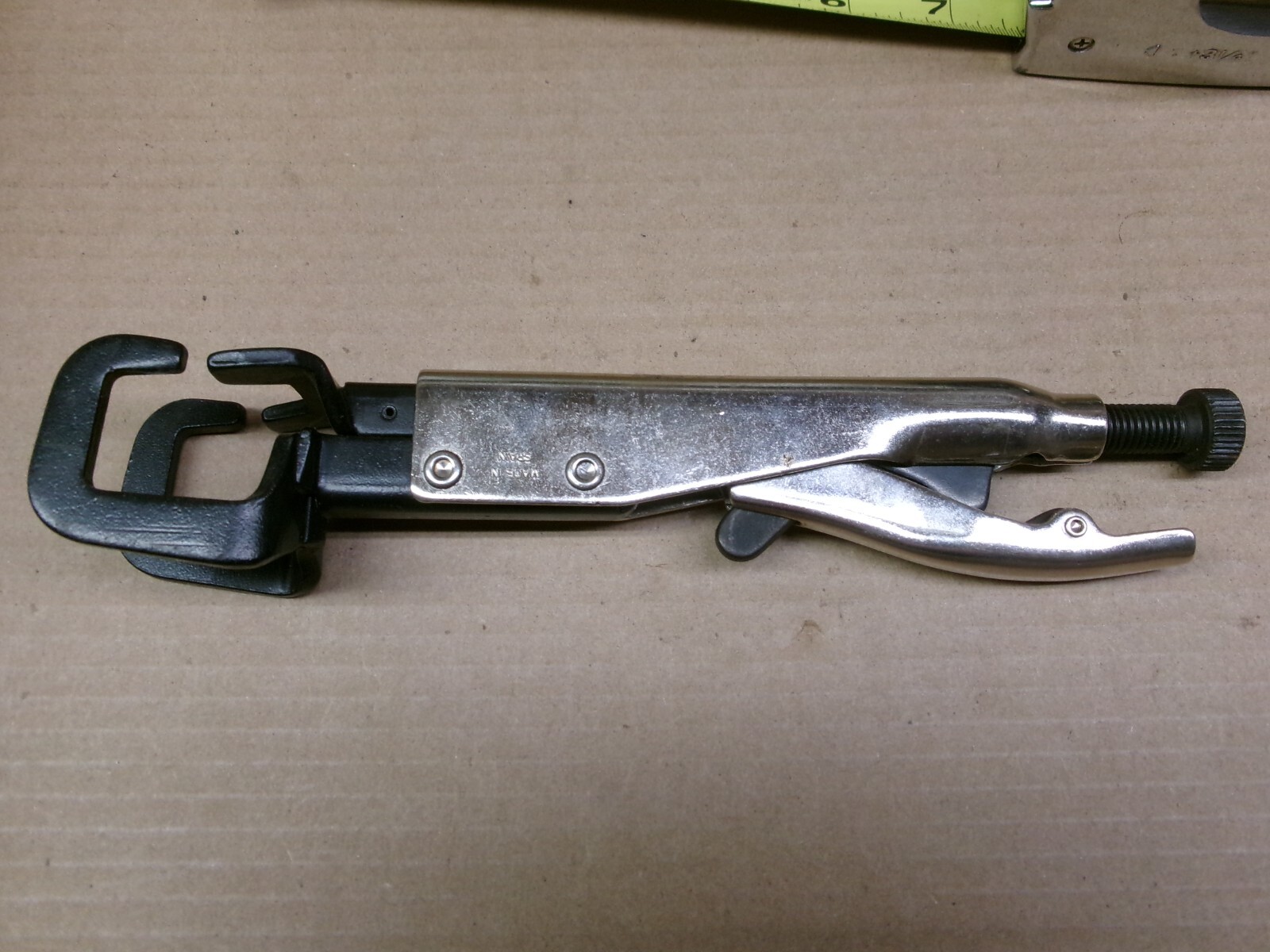 Grip-On 9″ Axial Locking Chrome Pliers No 92507