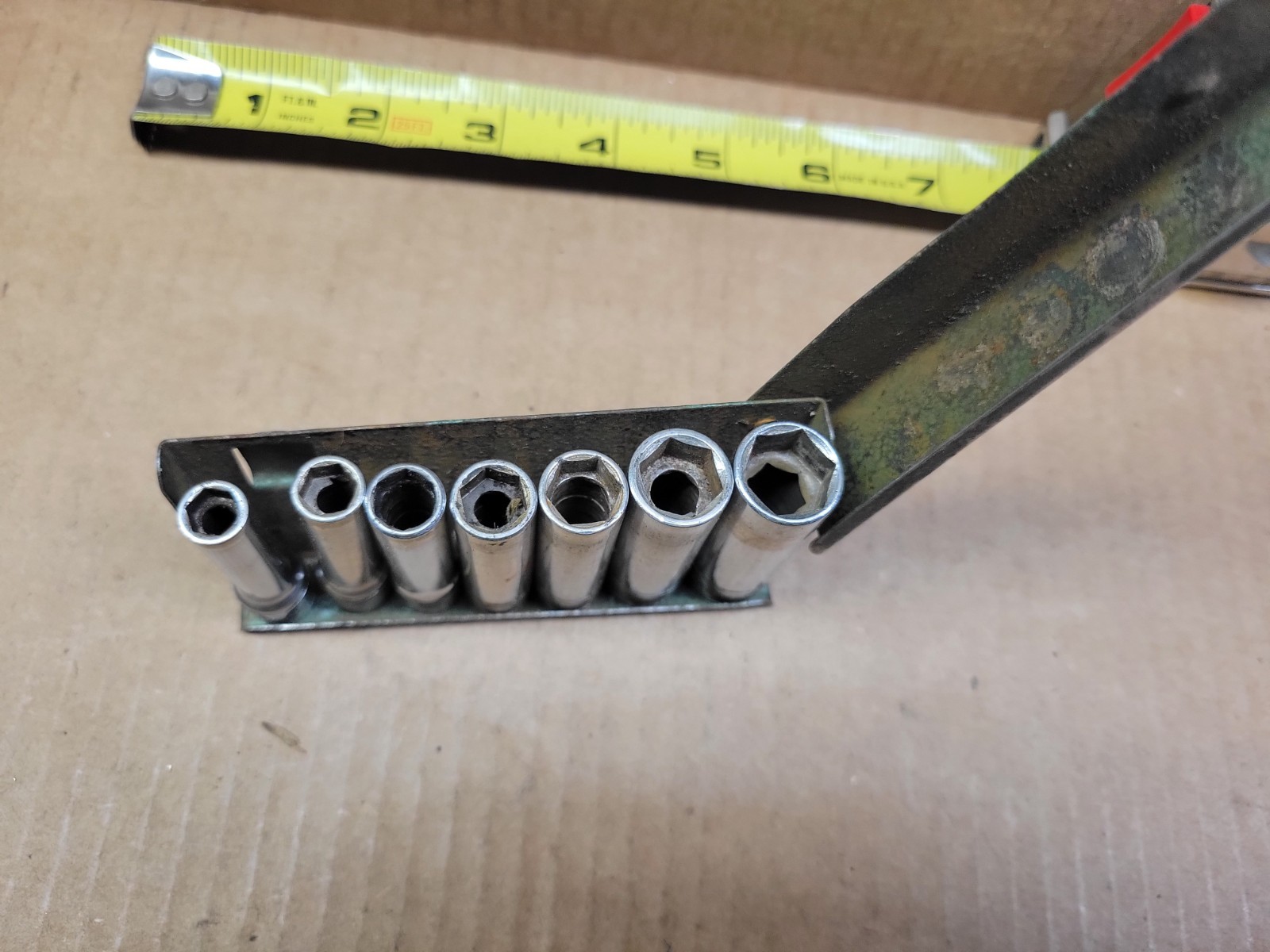 S-K Tools USA 1/4″” Drive 7-Piece SAE Deep Socket Set with socket Caddy
