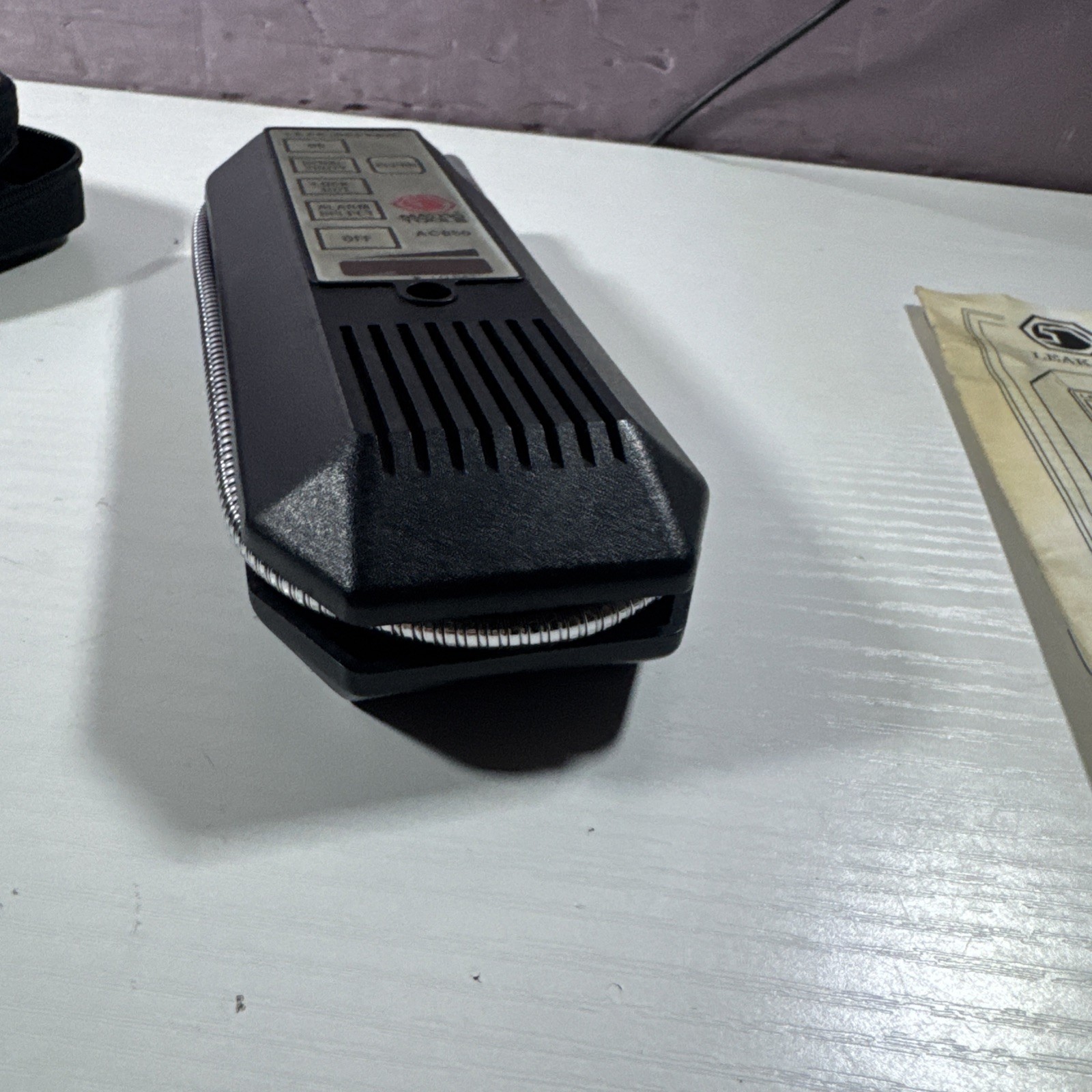 Matco Tools Leak-seeker Ac850 with Case Untested As Is