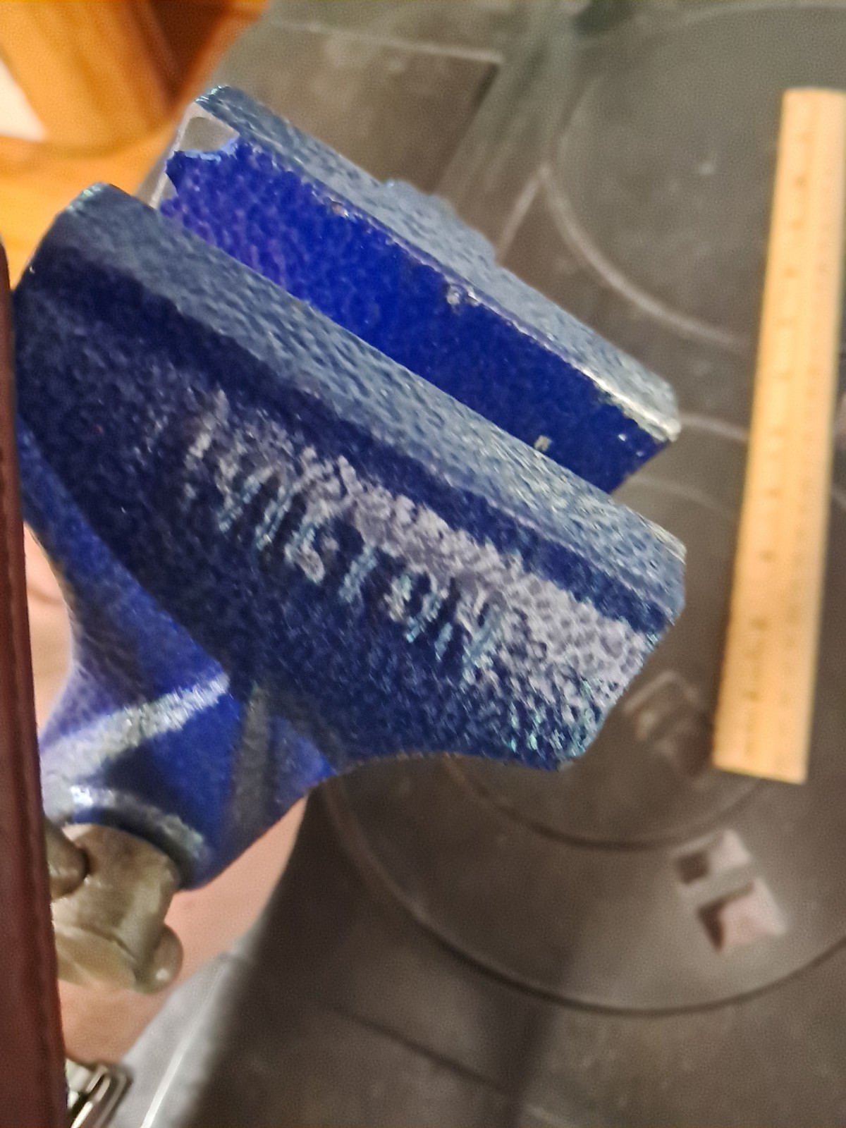 Wilton 150 Clamp-On Bench Vise, 3in Jaw Width 2.5 Jaw Opening