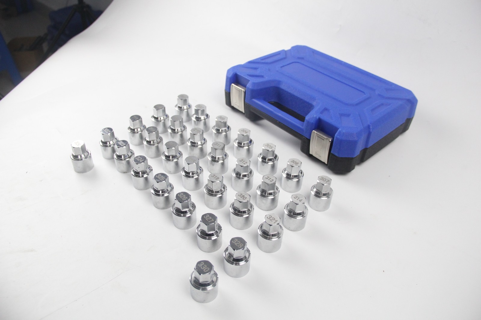 30PCS Wheel Locking Anti-Theft Screws Removal Install Sockets Tool Set for Benz