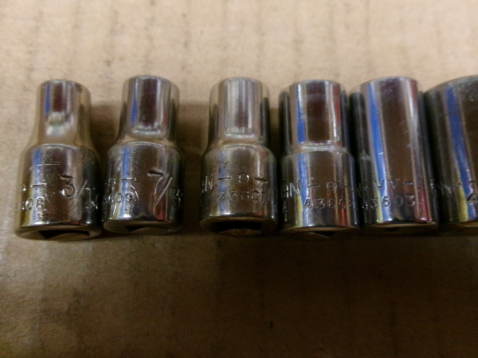 Craftsman USA 1/4″ Drive 1-Piece 12-Point Socket Set 3/16″ – 9/16″