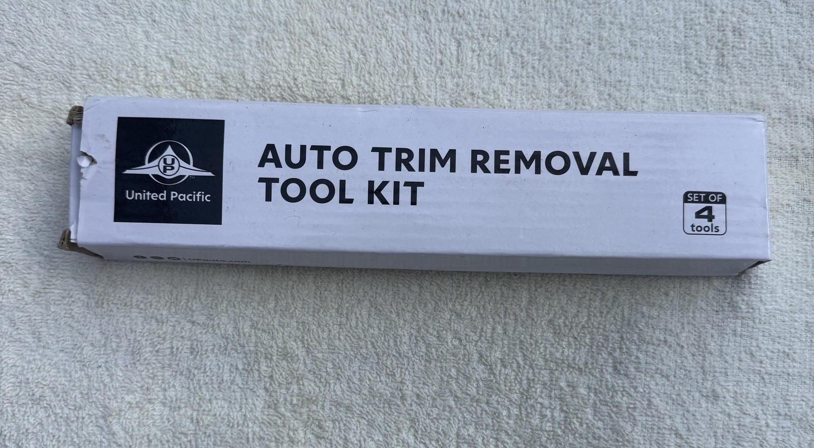 United Pacific 99135 Auto Trim Removal Pry Tool. 4 pieces. New.