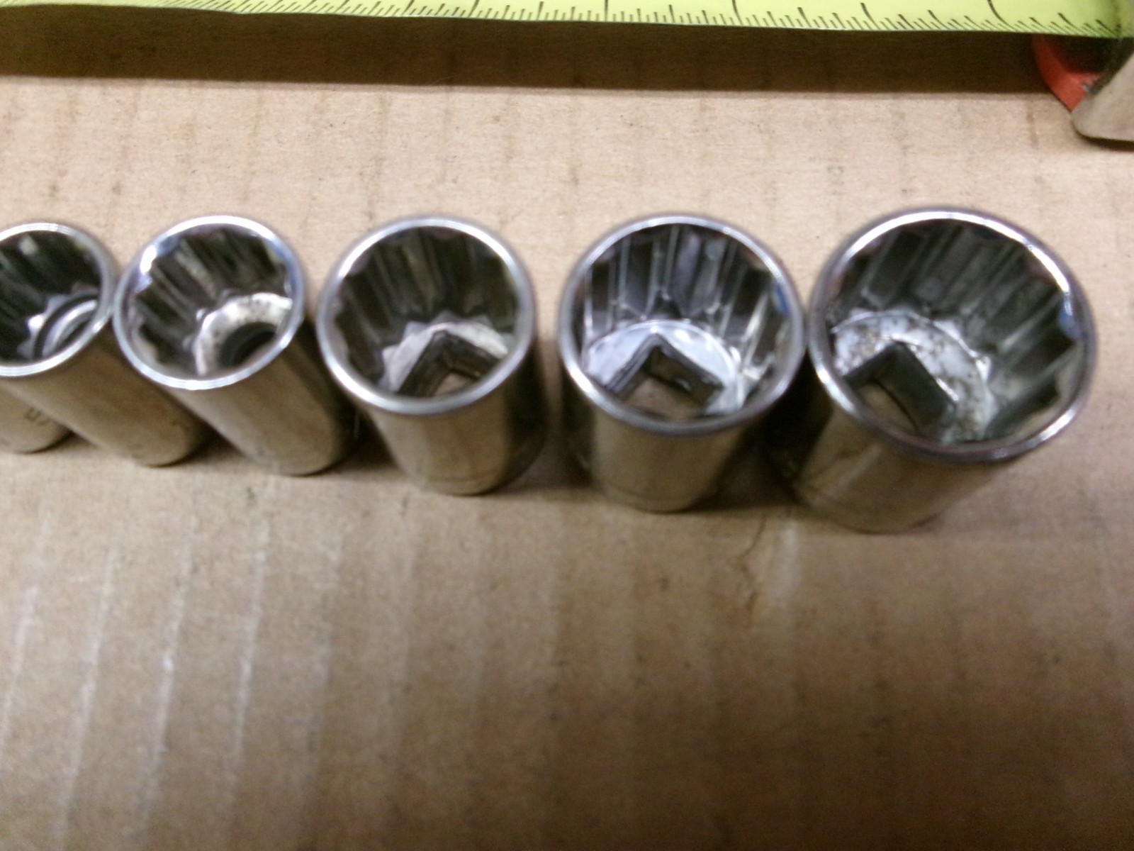 Craftsman USA 1/4″ Drive 1-Piece 12-Point Socket Set 3/16″ – 9/16″